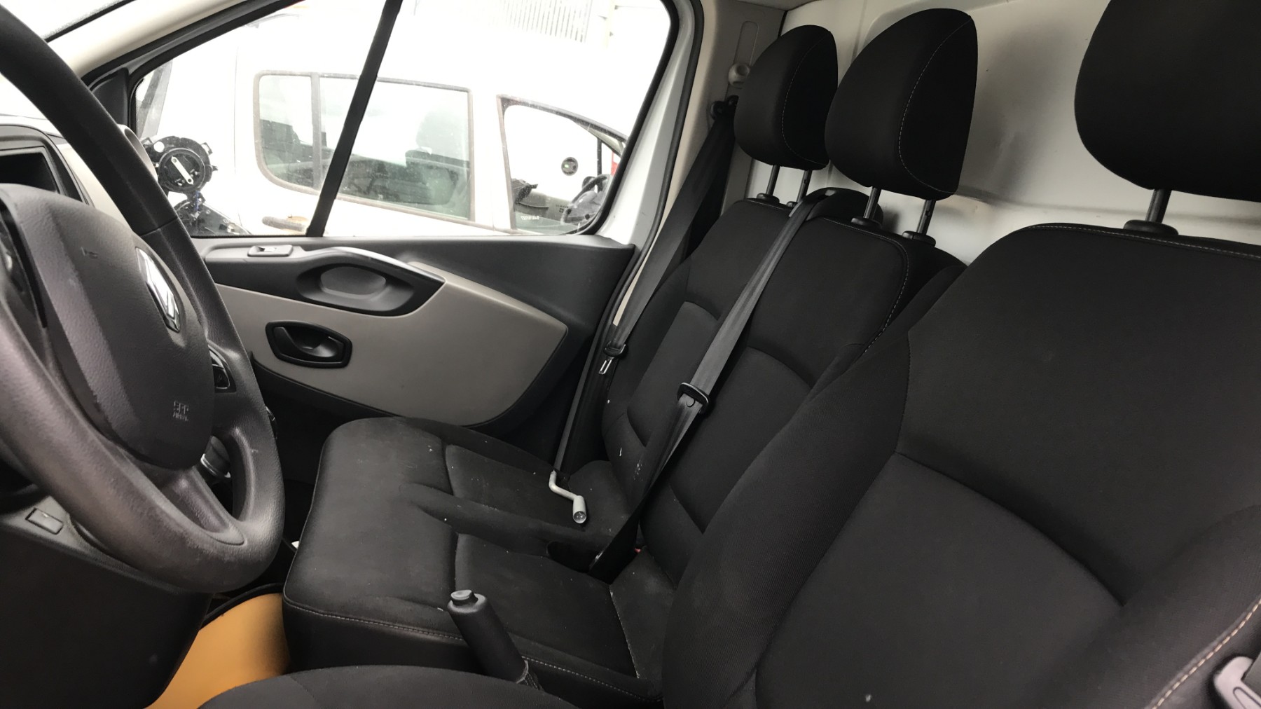 Image RENAULT TRAFIC 3 COURT
