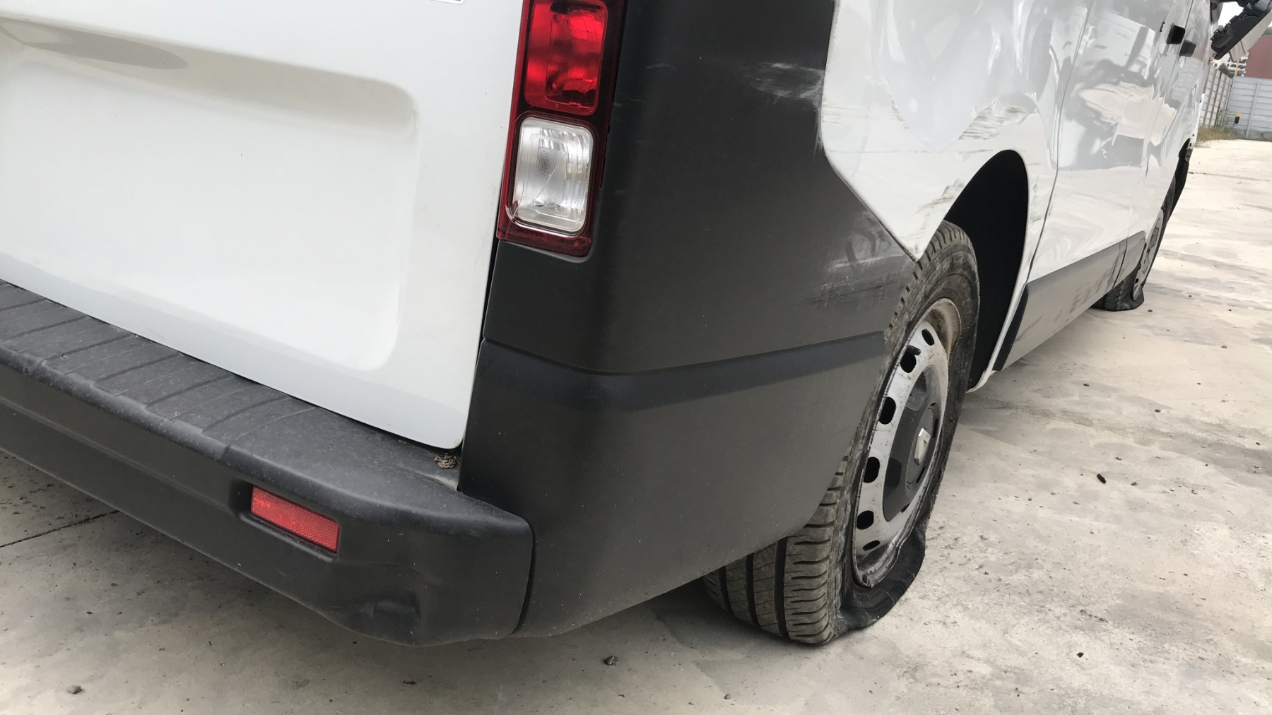 Image RENAULT TRAFIC 3 COURT