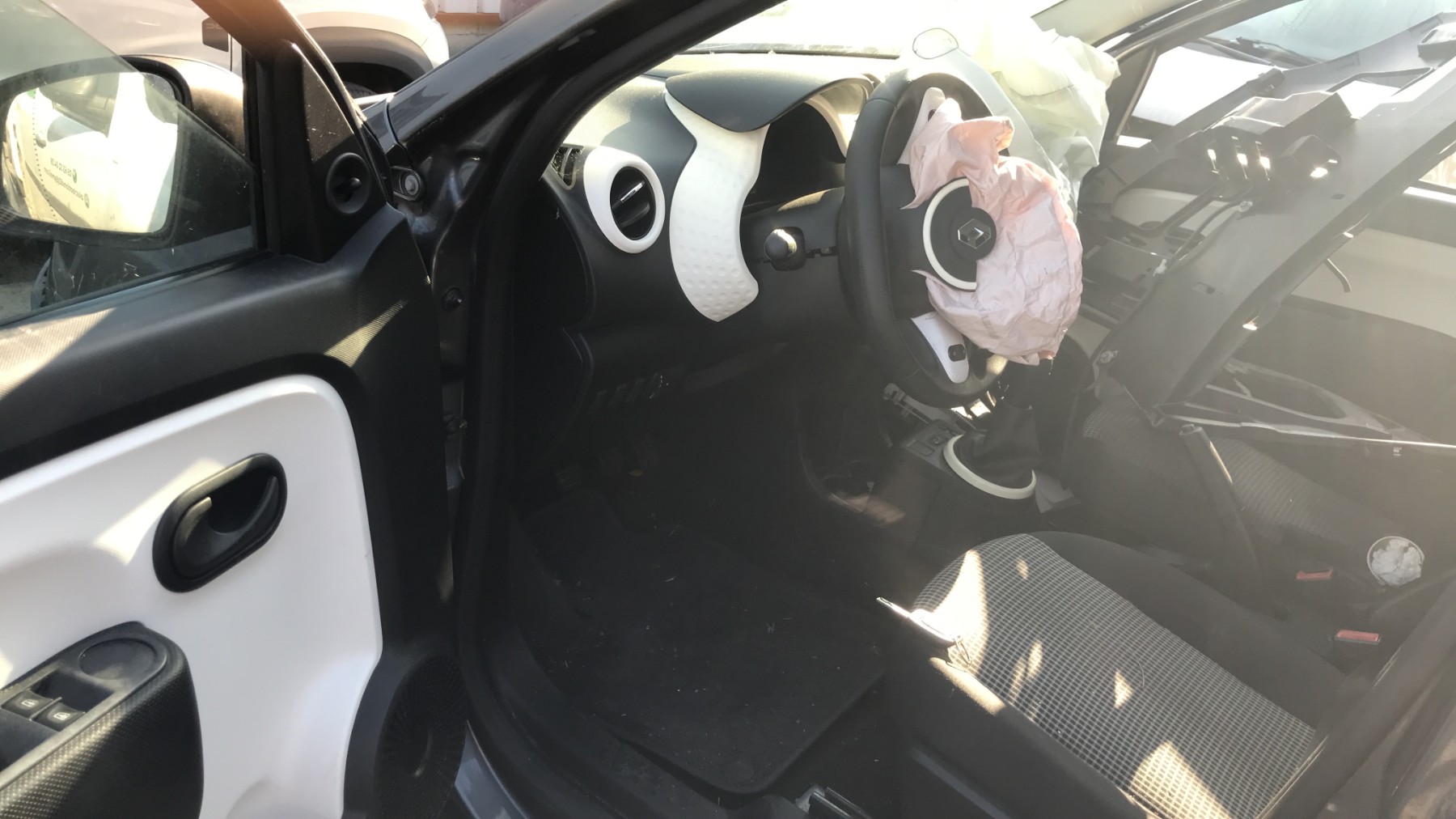 Image RENAULT TWINGO 3