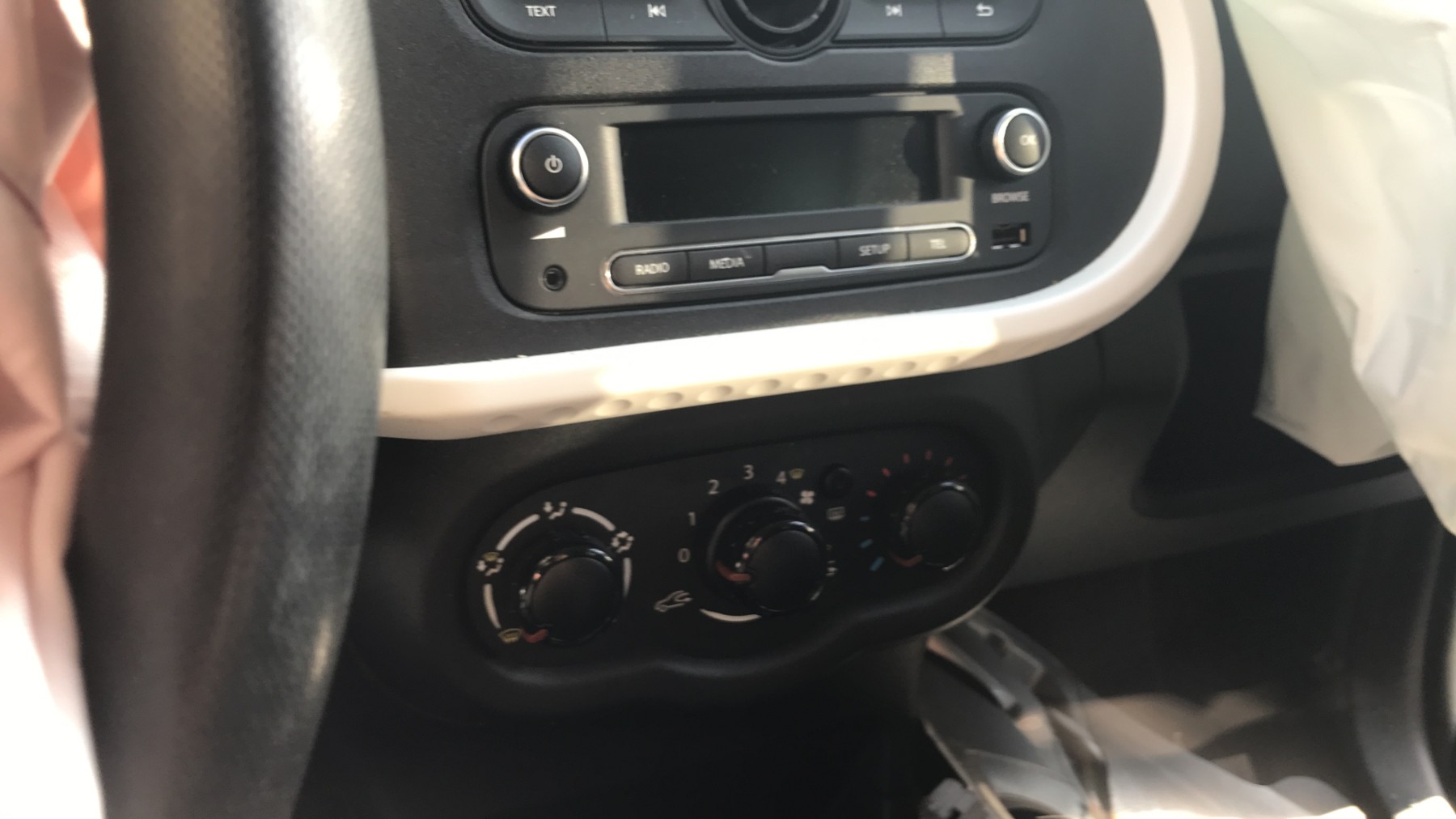 Image RENAULT TWINGO 3