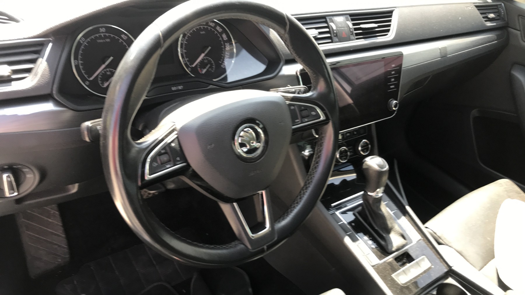 Image SKODA SUPERB 3