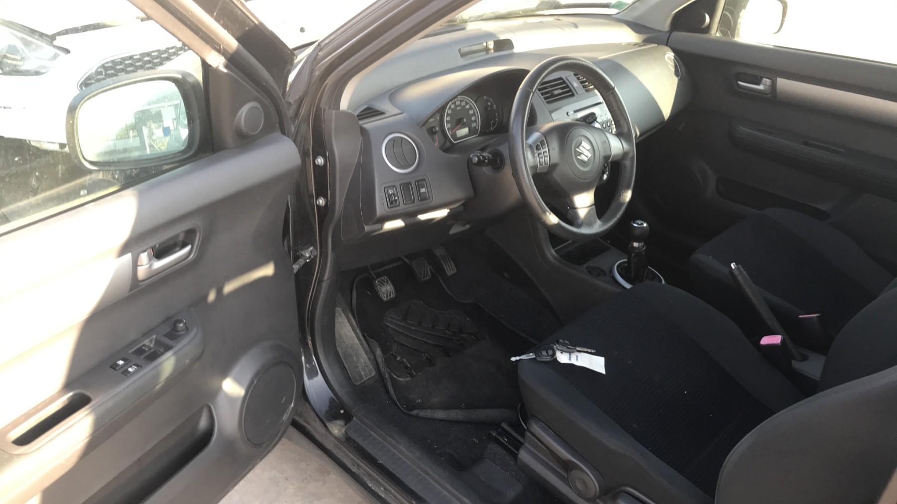 Image SUZUKI SWIFT 3
