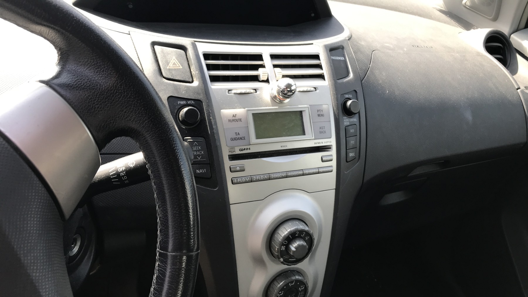 Image TOYOTA YARIS 2