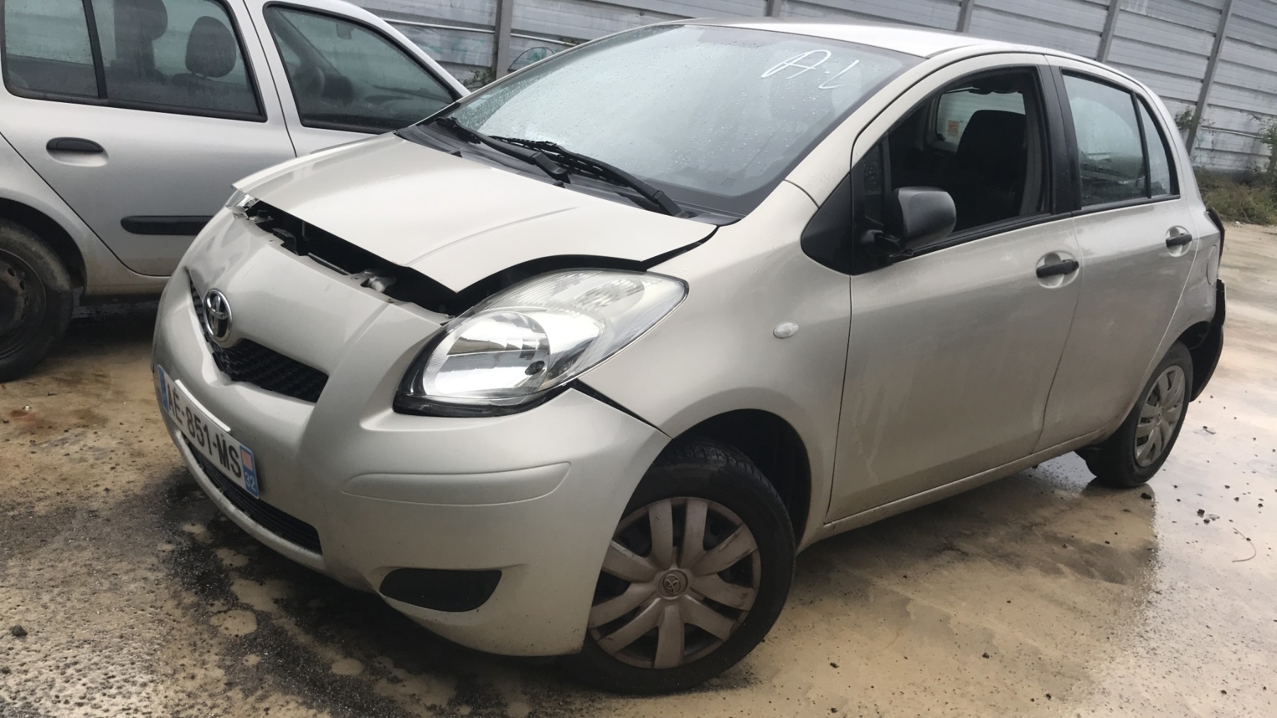 Image TOYOTA YARIS 2