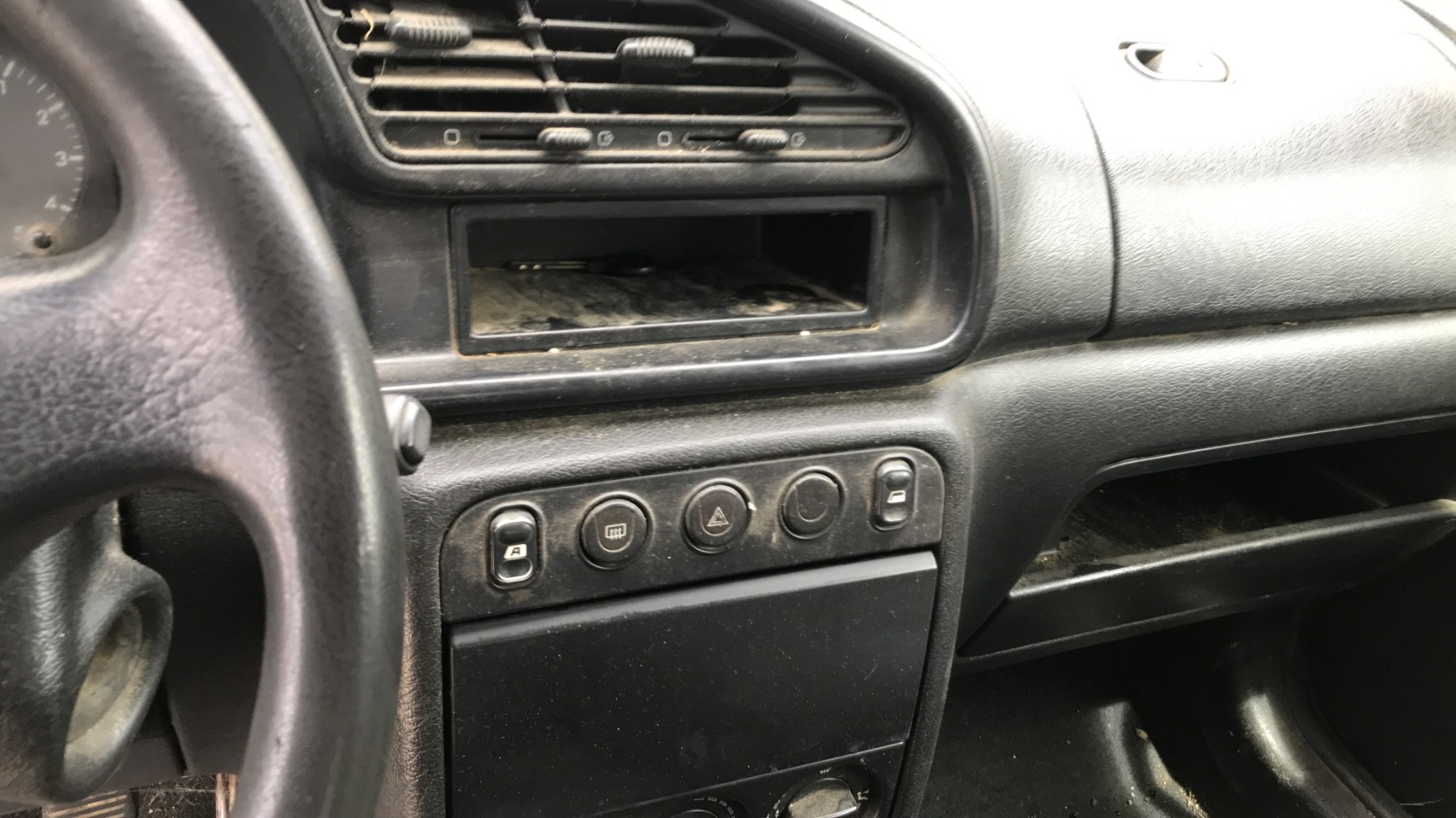Image CITROEN BERLINGO 1