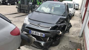 Pièce Auto