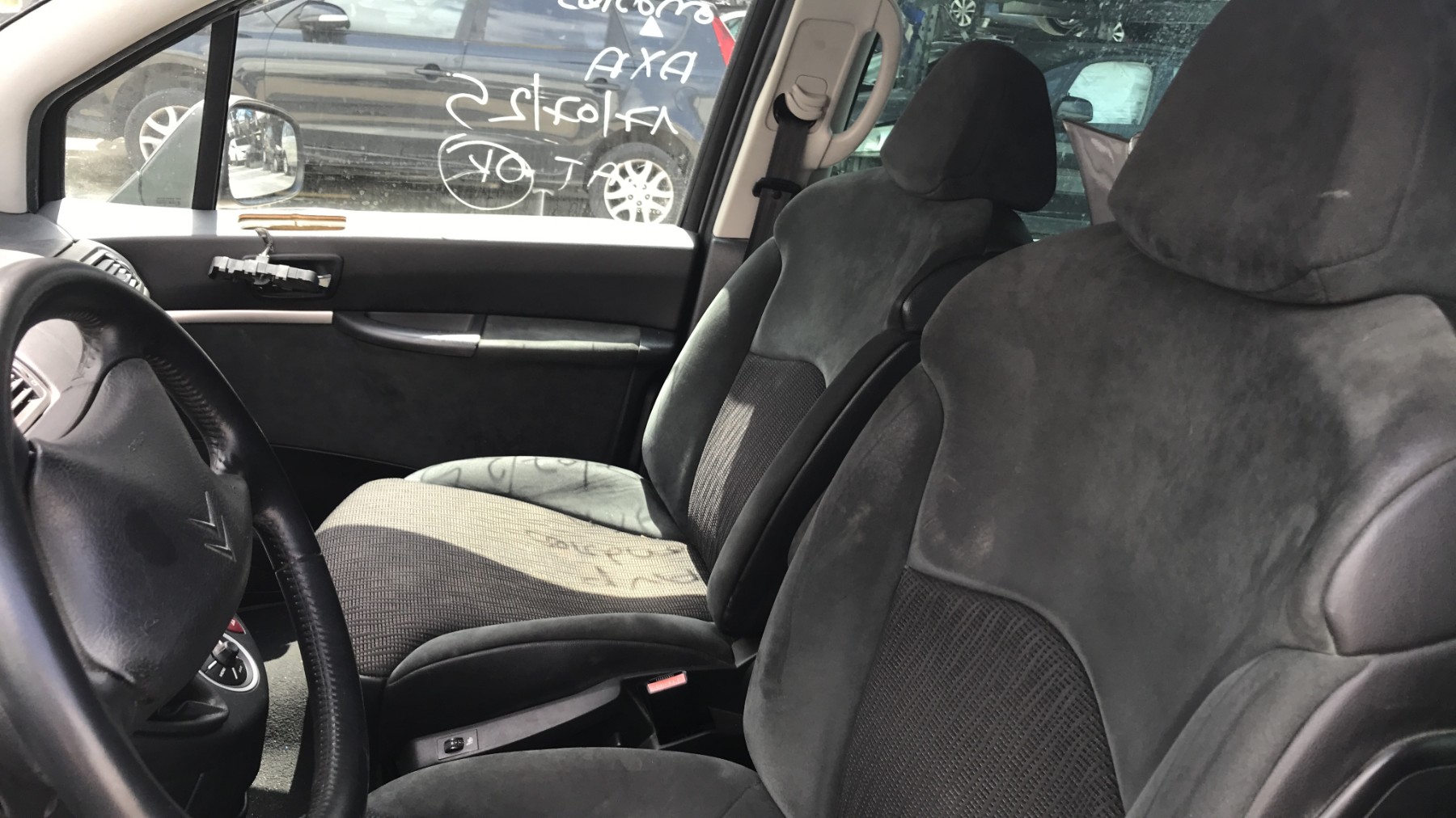 Image CITROEN C8