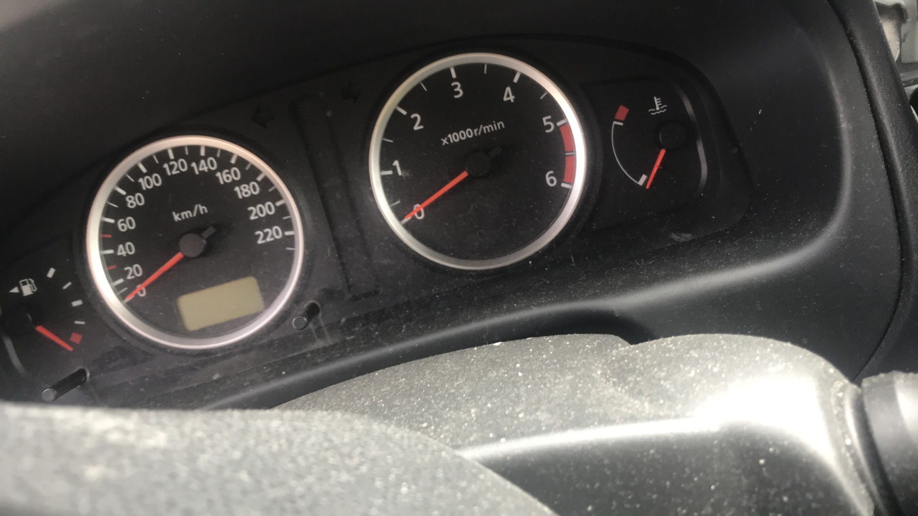 Image NISSAN ALMERA 2