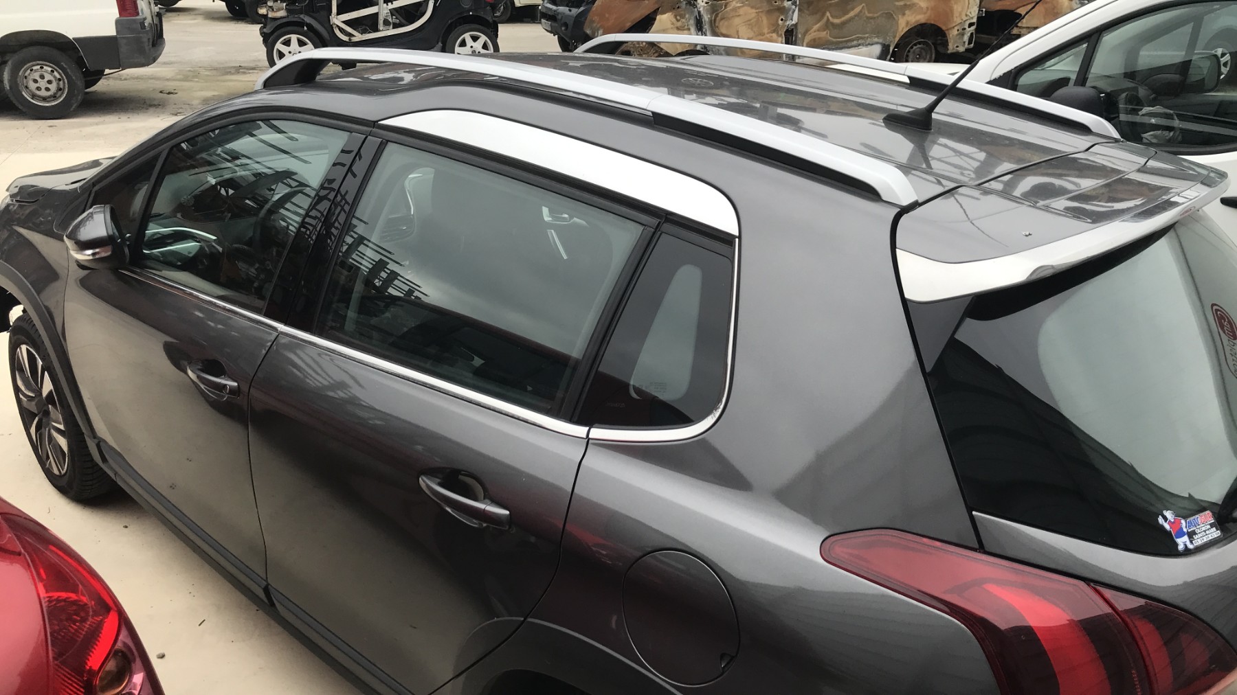 Image PEUGEOT 2008 1