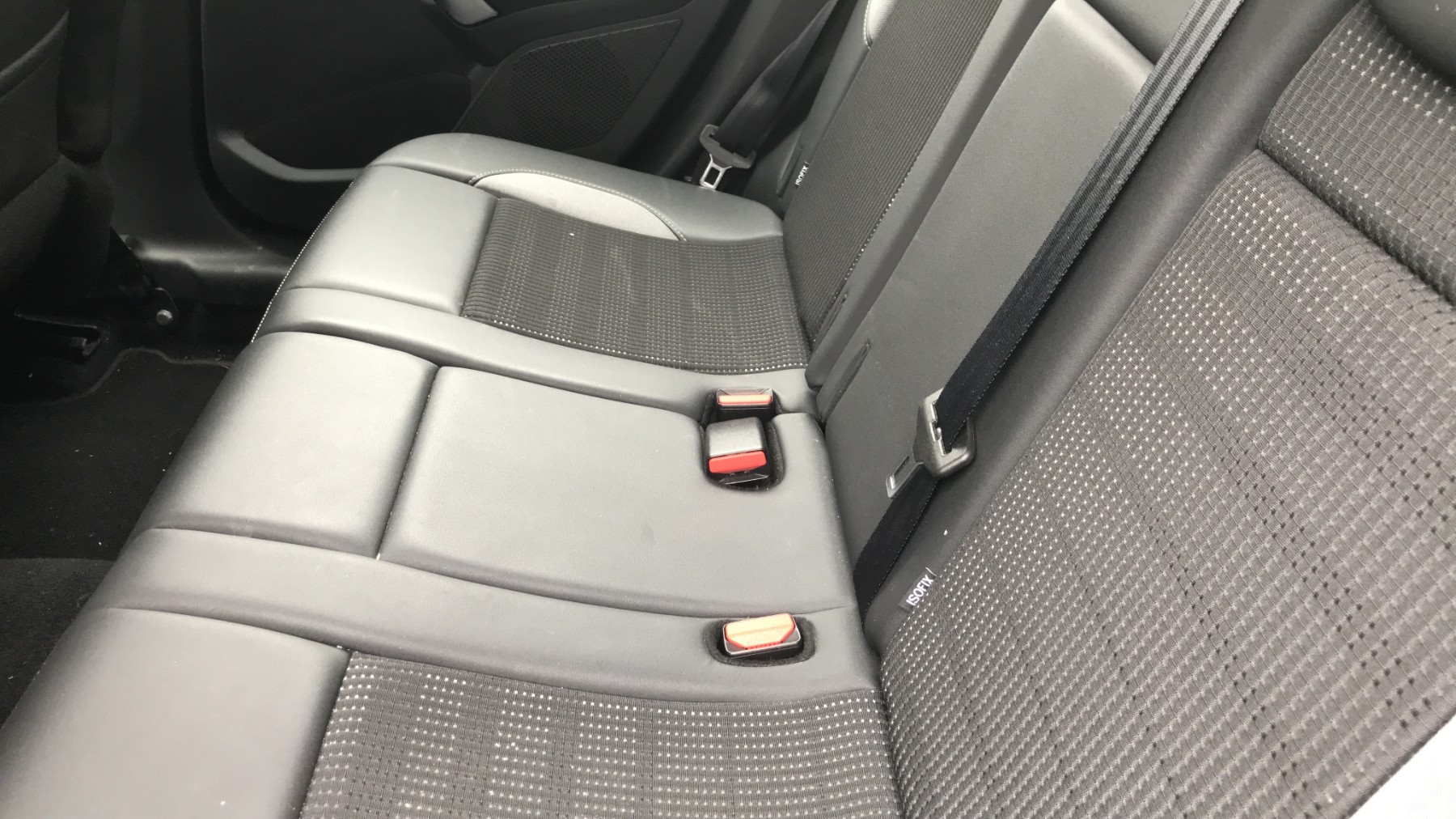 Image PEUGEOT 2008 1