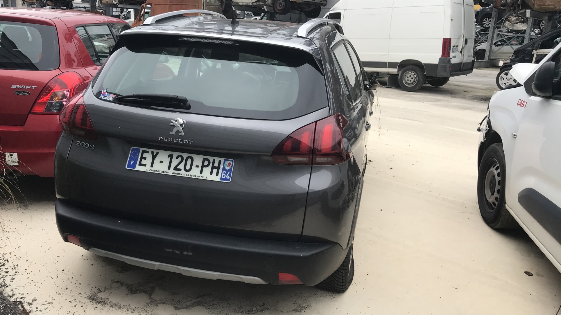 Image PEUGEOT 2008 1