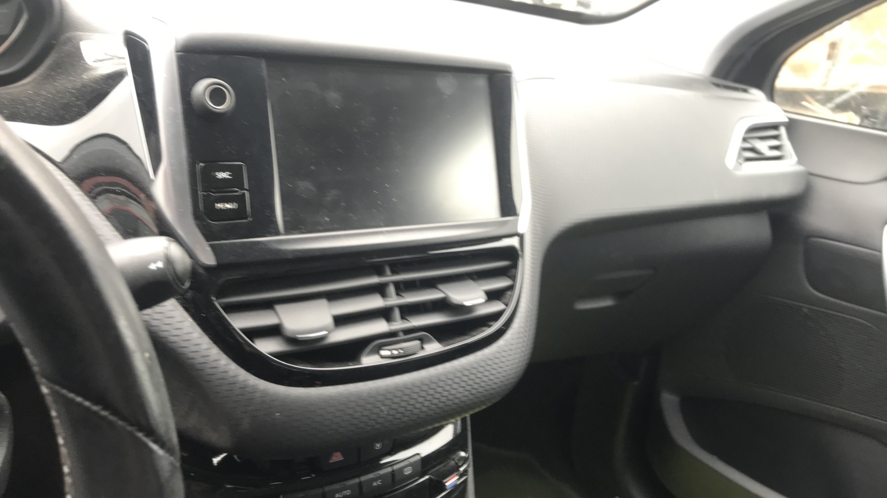 Image PEUGEOT 2008 1