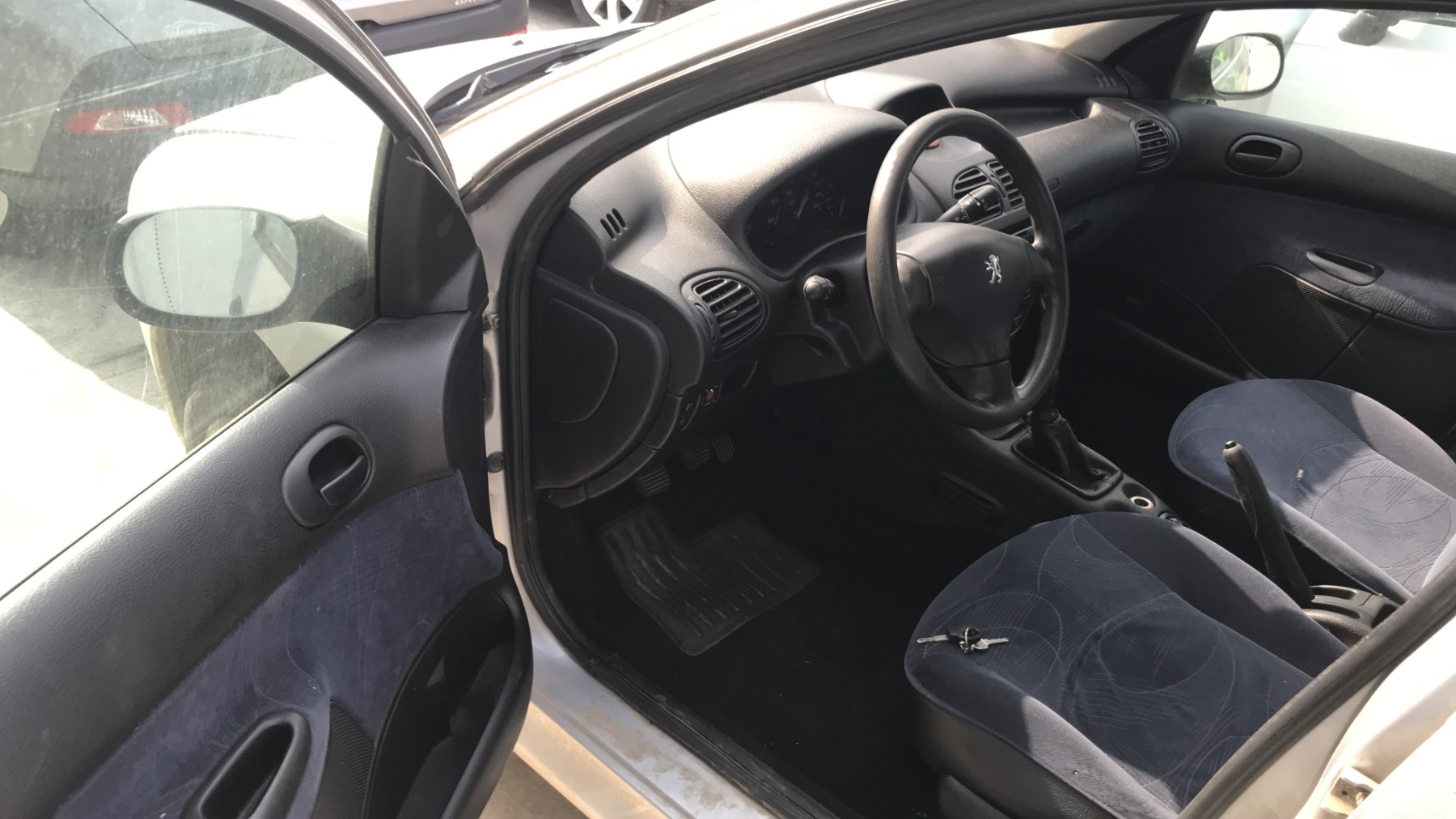 Image PEUGEOT 206