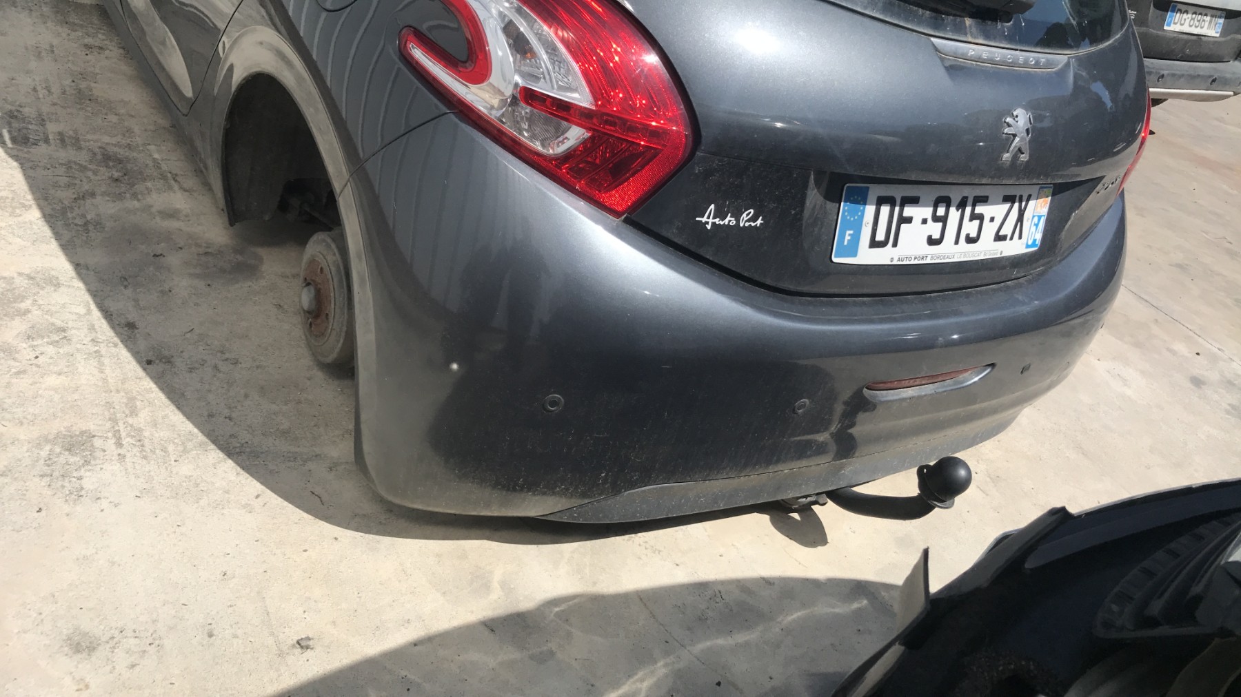 Image PEUGEOT 208 1