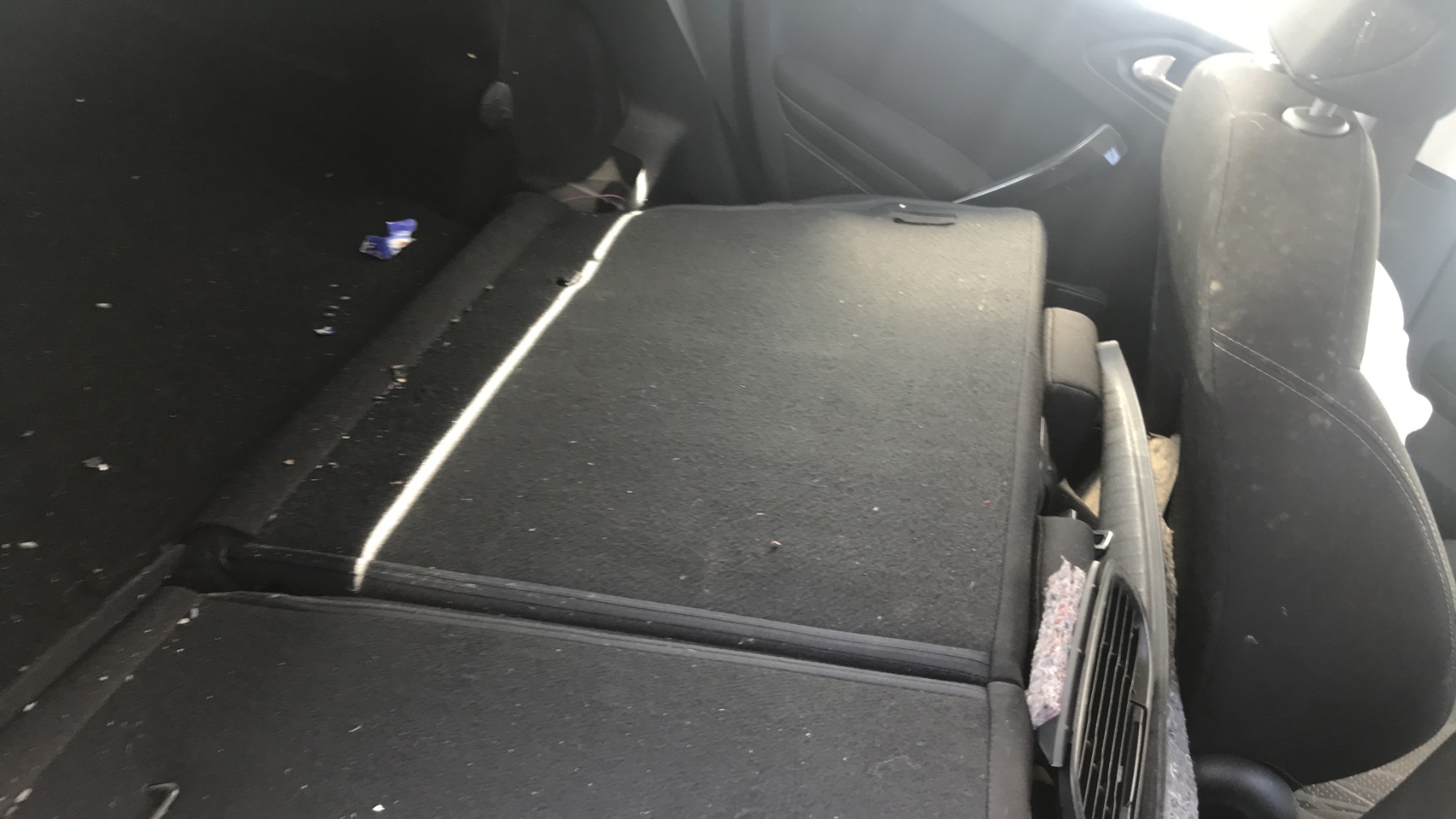Image PEUGEOT 208 1