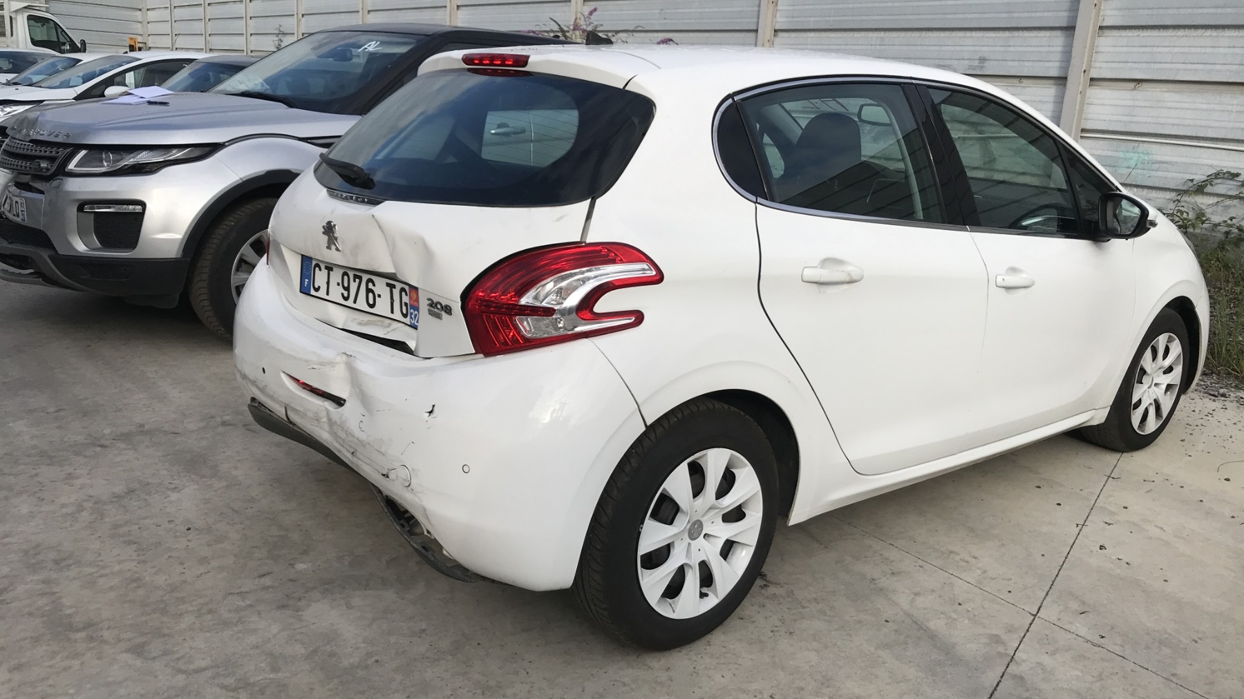 Image PEUGEOT 208 1