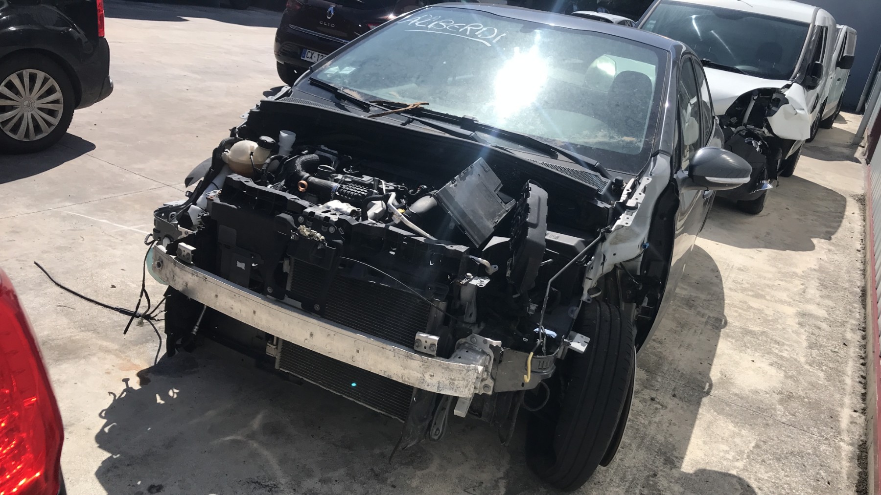 Image PEUGEOT 208 1