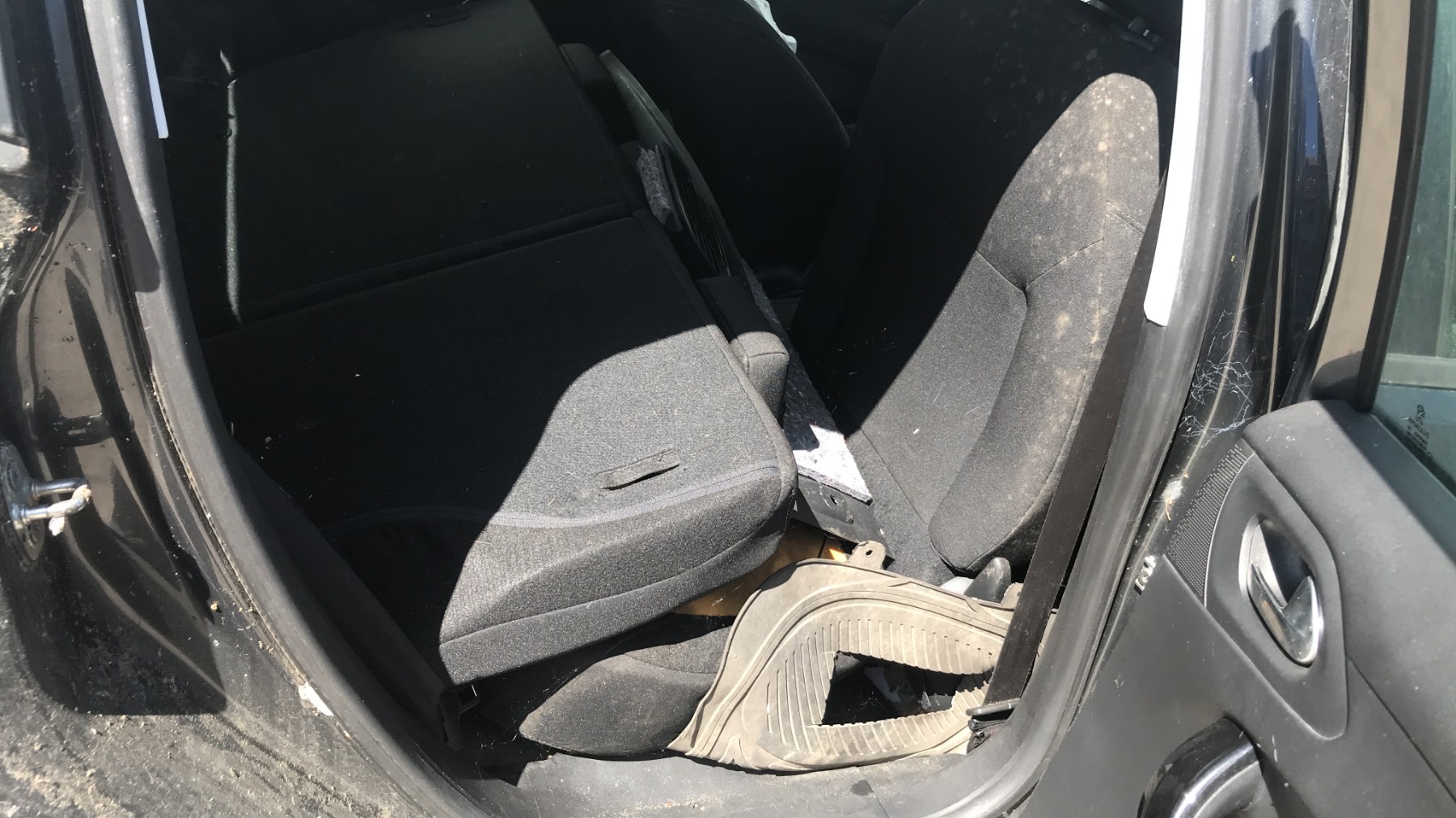 Image PEUGEOT 208 1