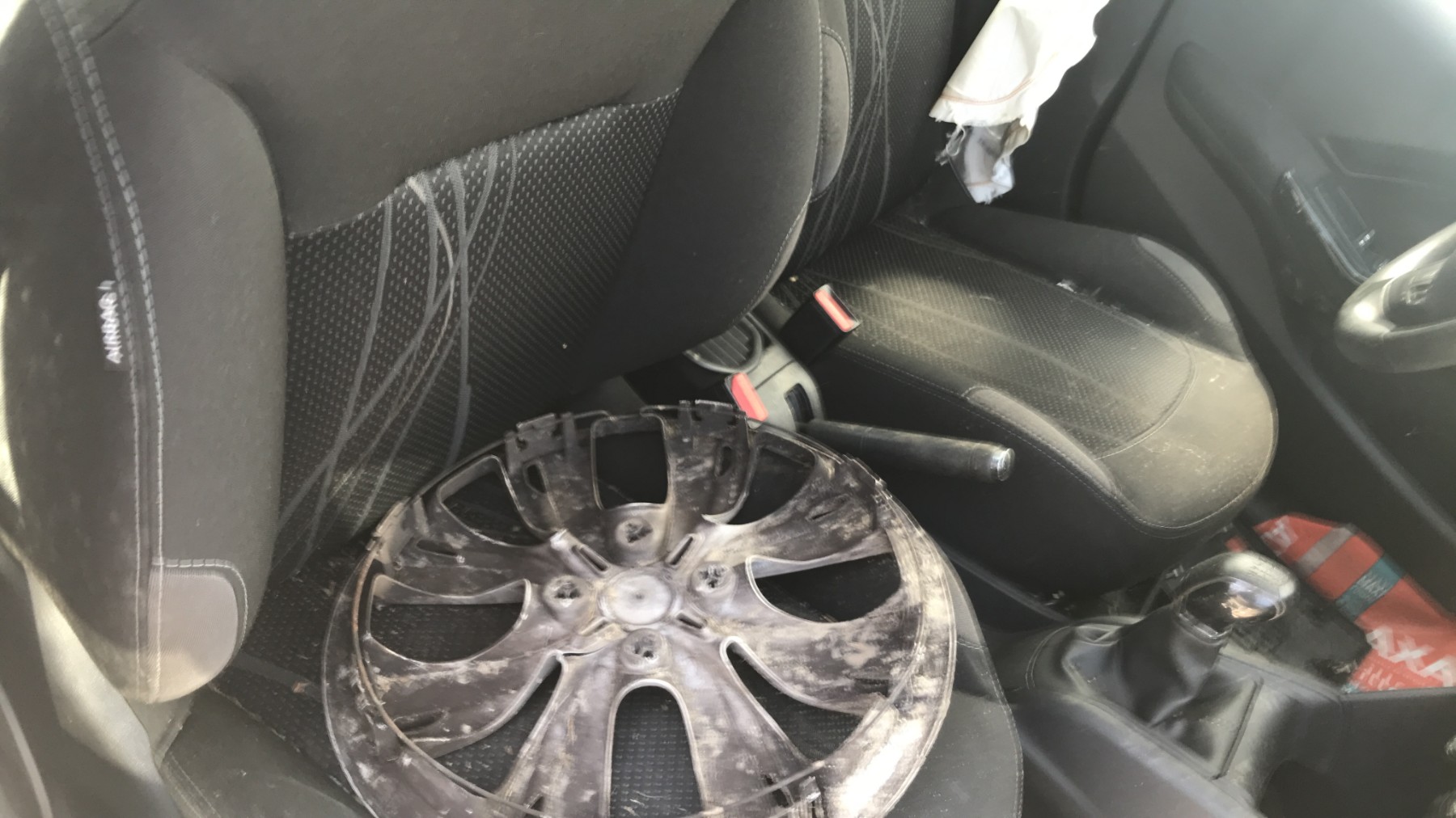 Image PEUGEOT 208 1