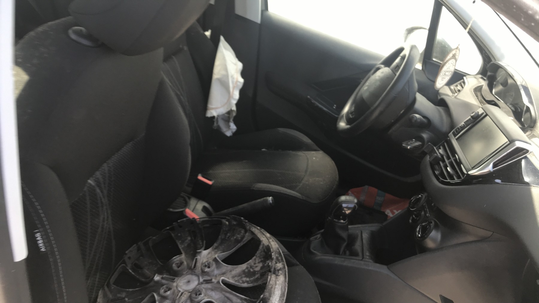 Image PEUGEOT 208 1