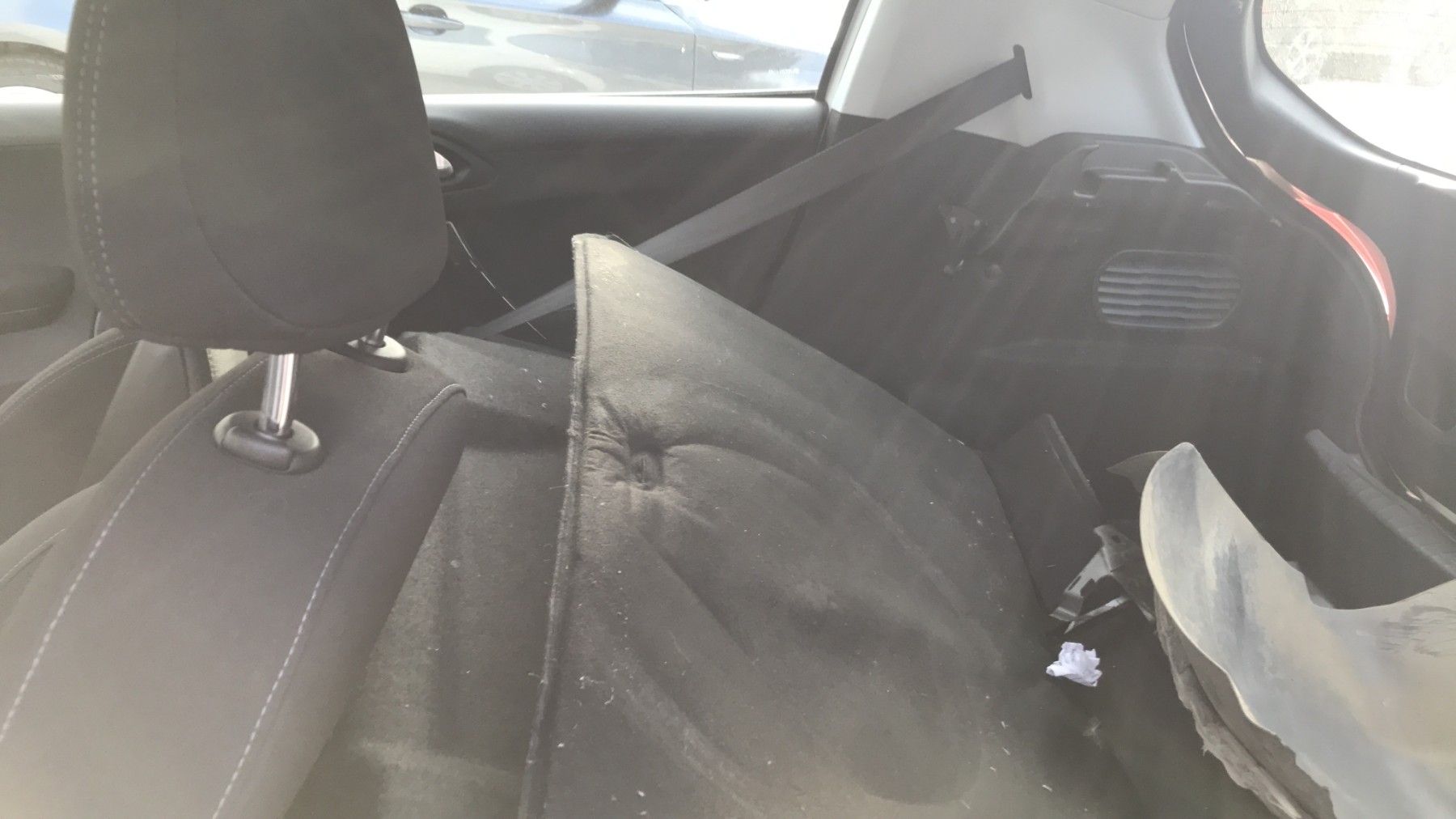 Image PEUGEOT 208 1