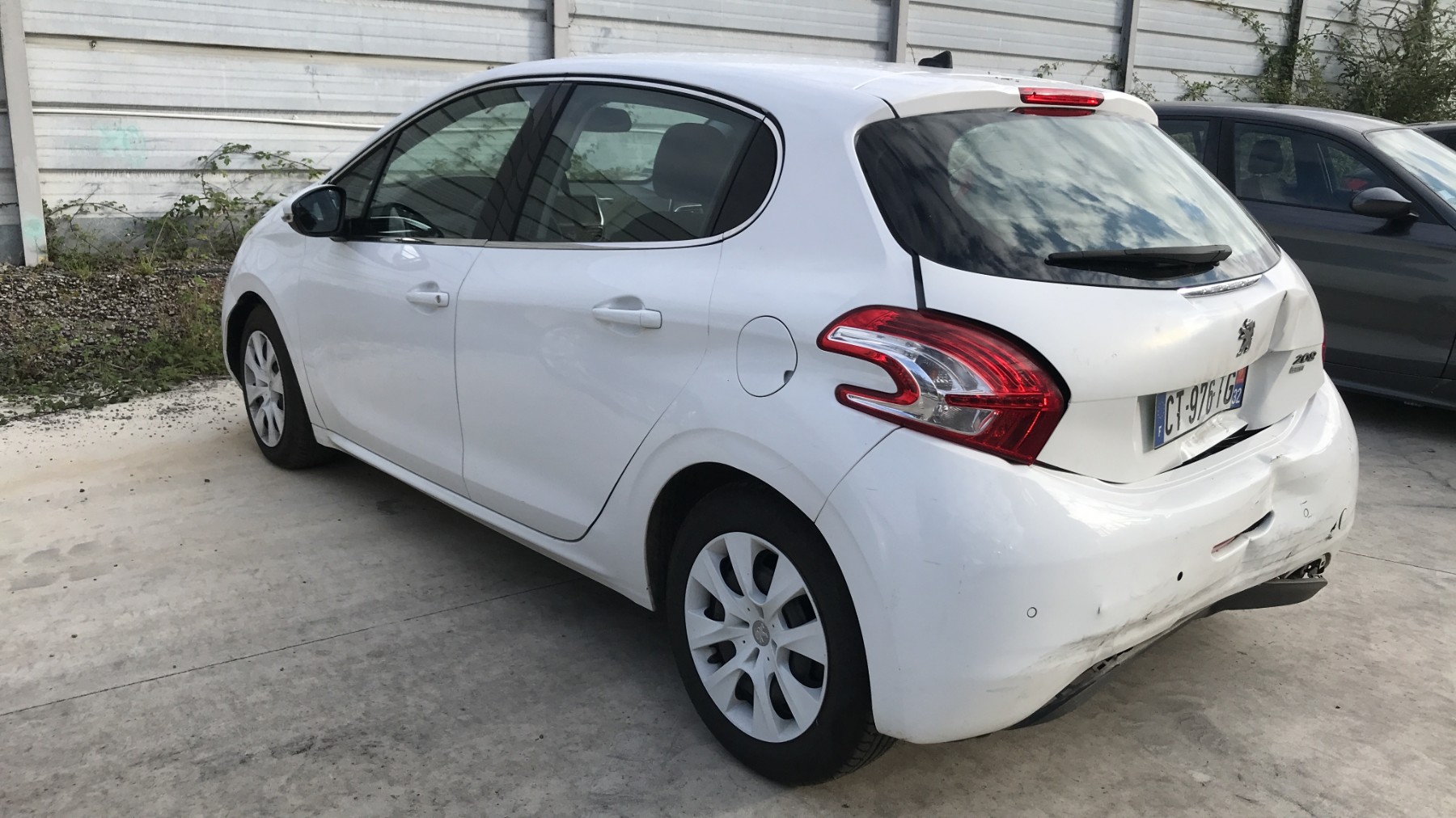 Image PEUGEOT 208 1