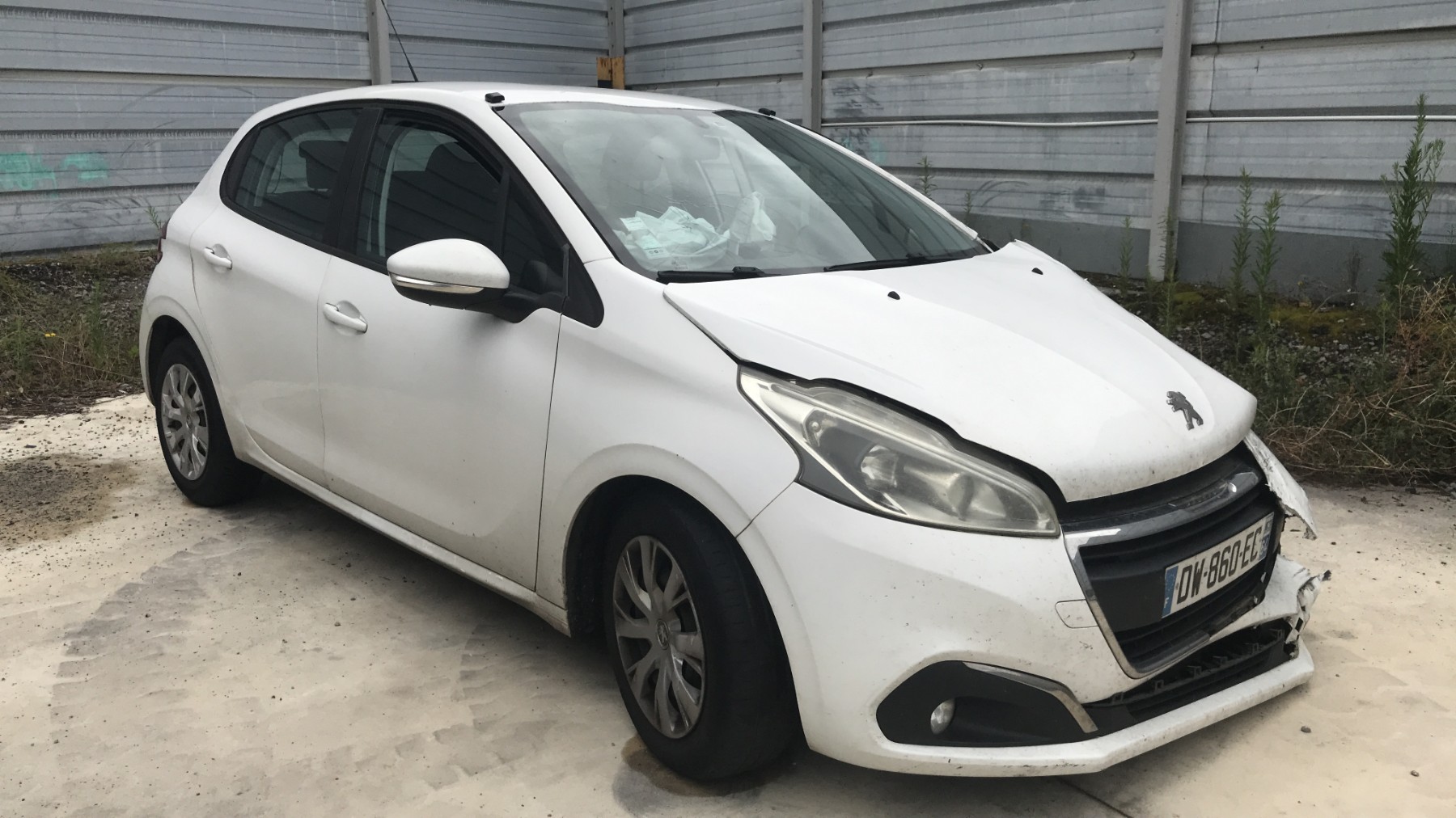 Image PEUGEOT 208 1