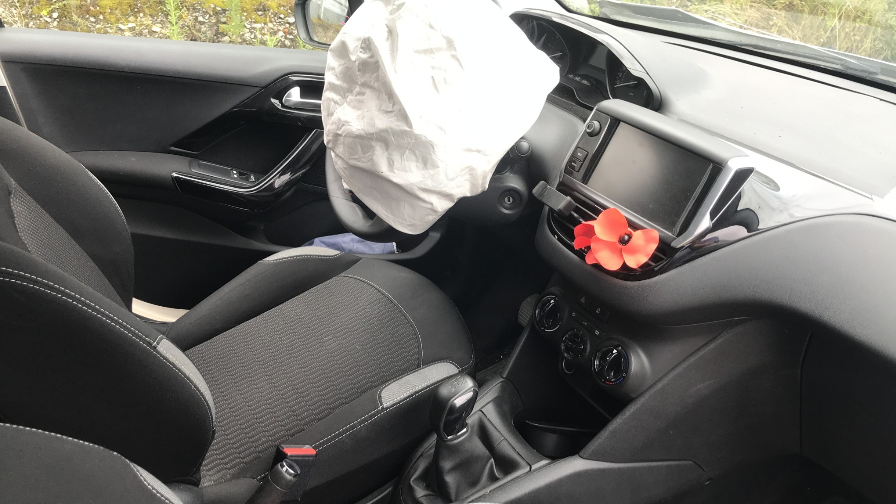 Image PEUGEOT 208 1