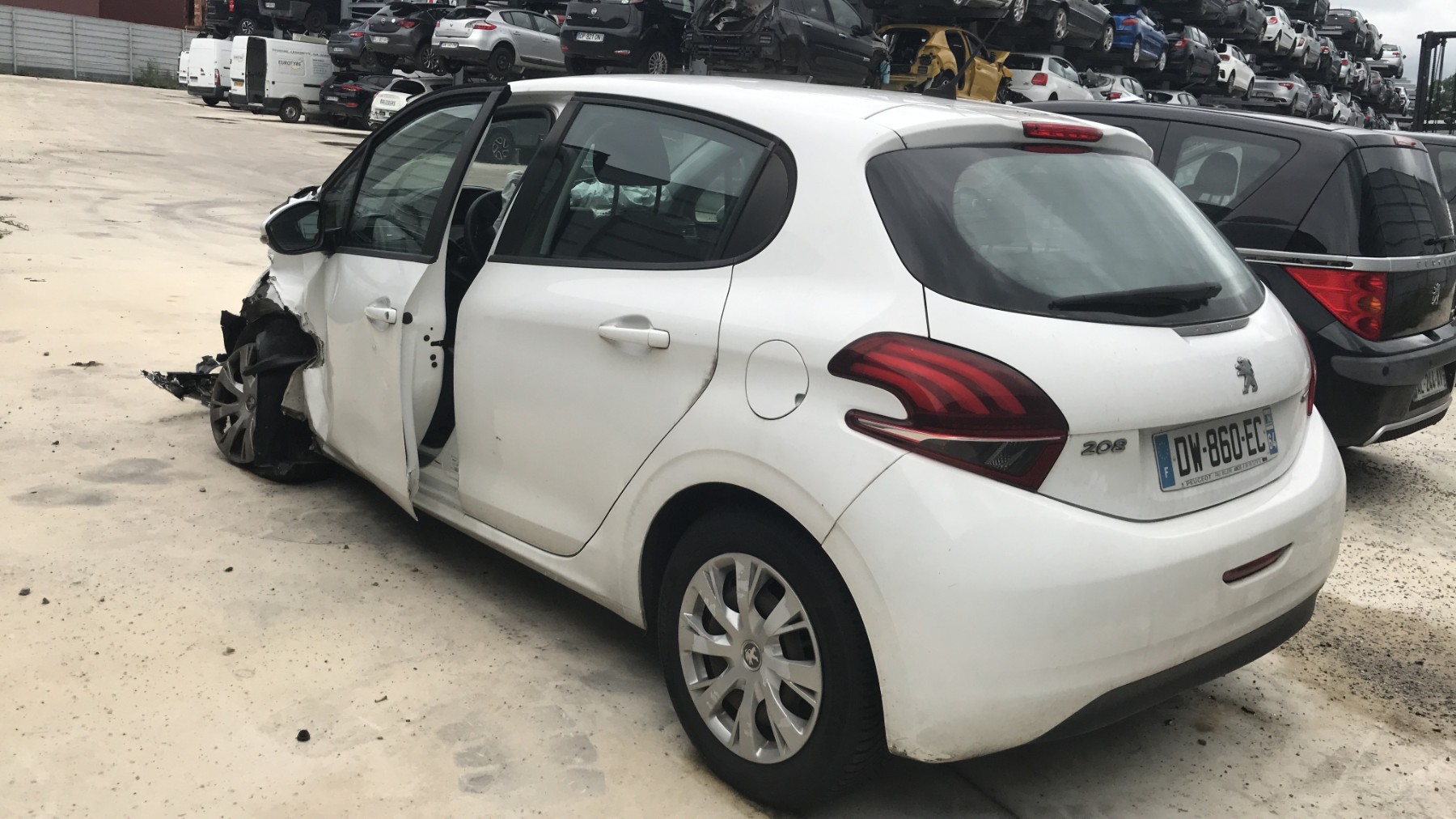 Image PEUGEOT 208 1