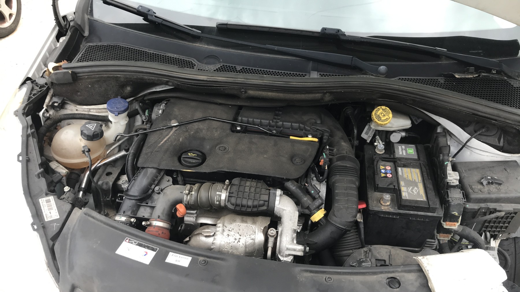 Image PEUGEOT 208 1