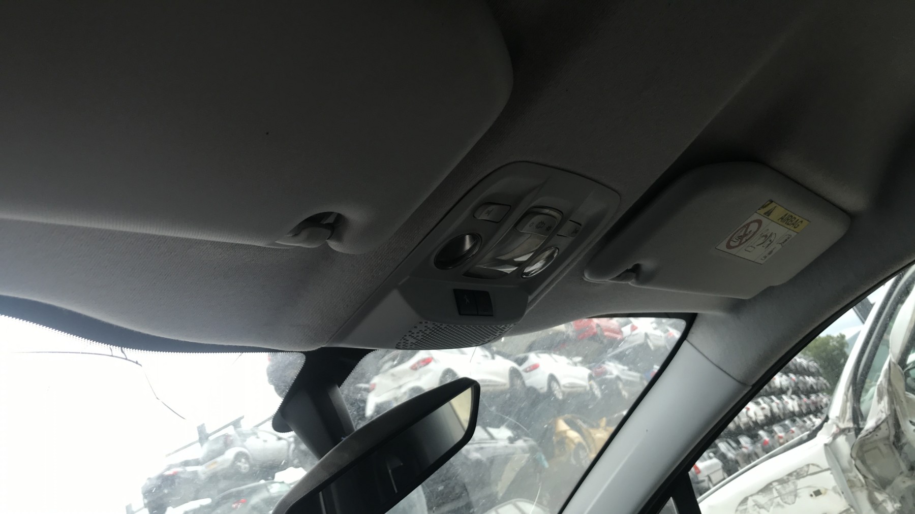 Image PEUGEOT 208 1
