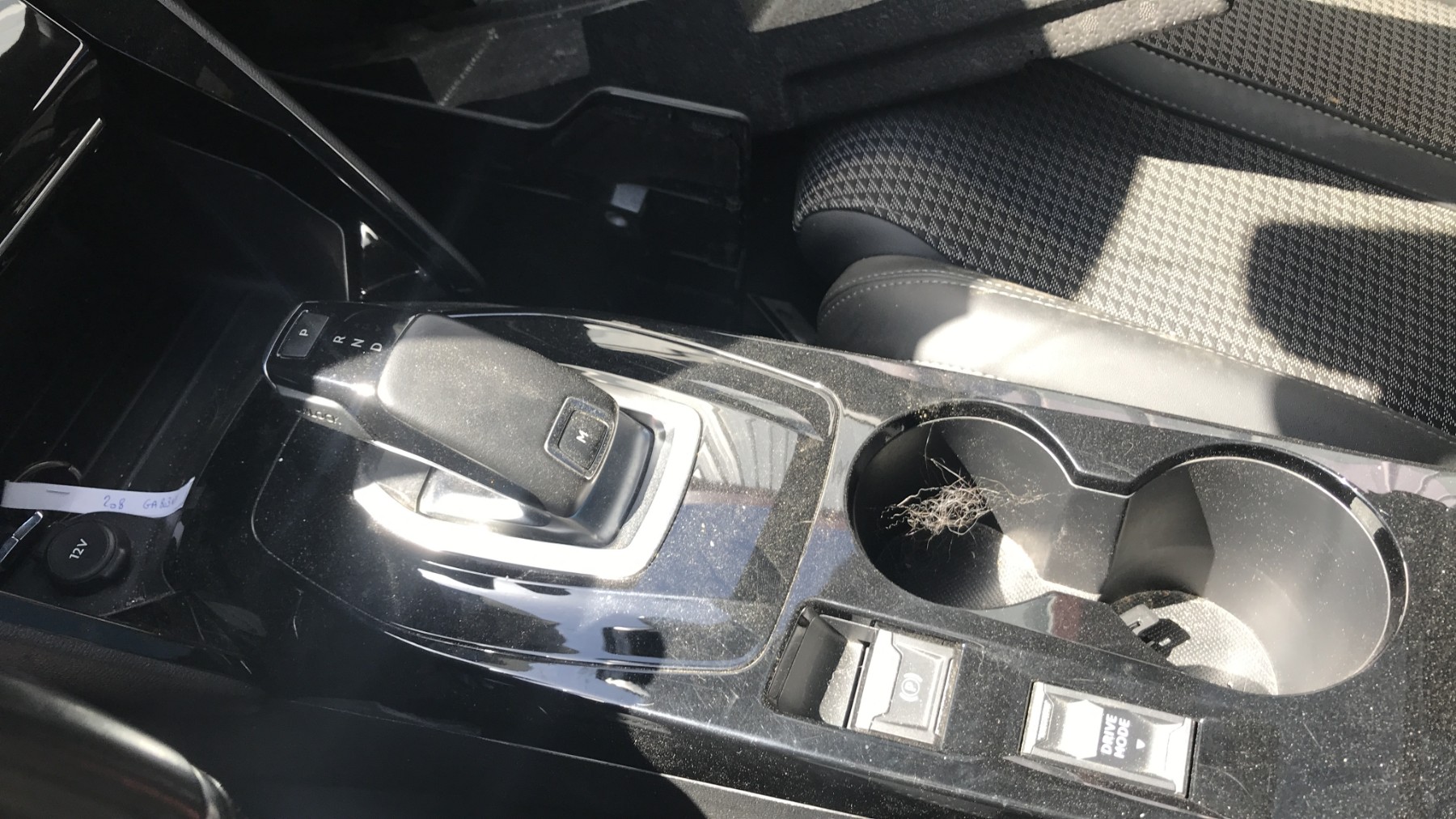 Image PEUGEOT 208 2