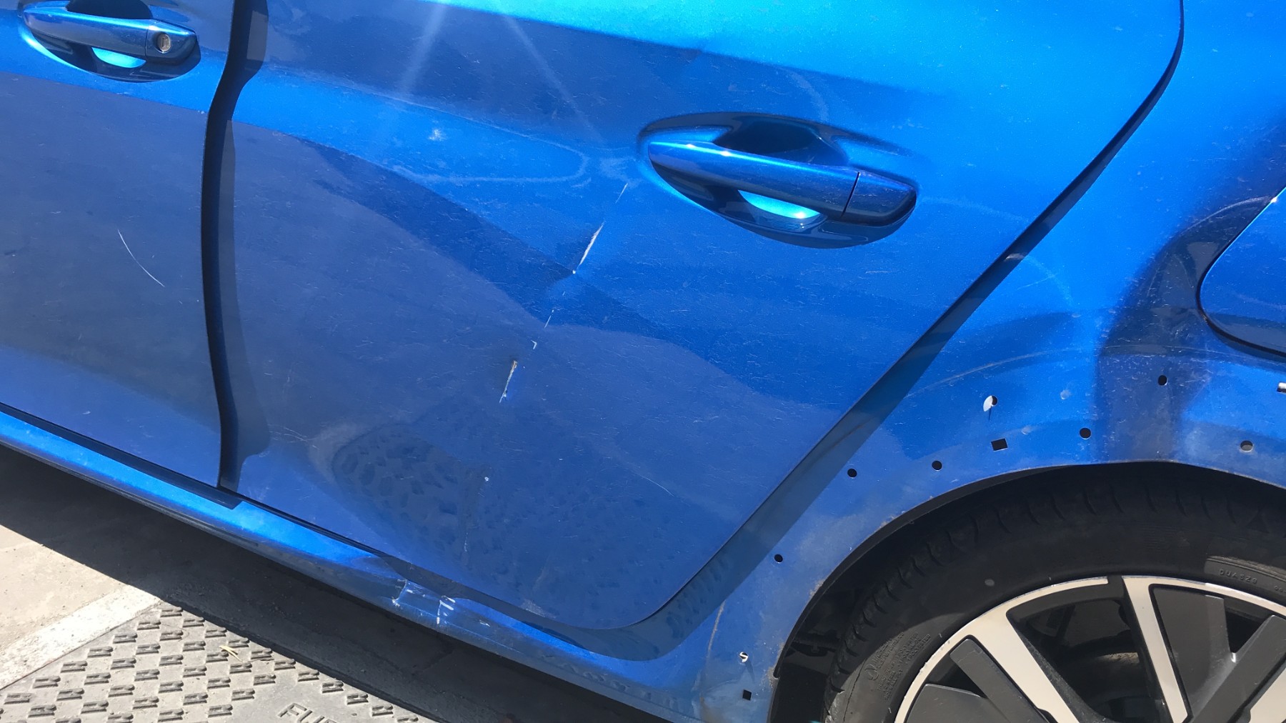 Image PEUGEOT 208 2