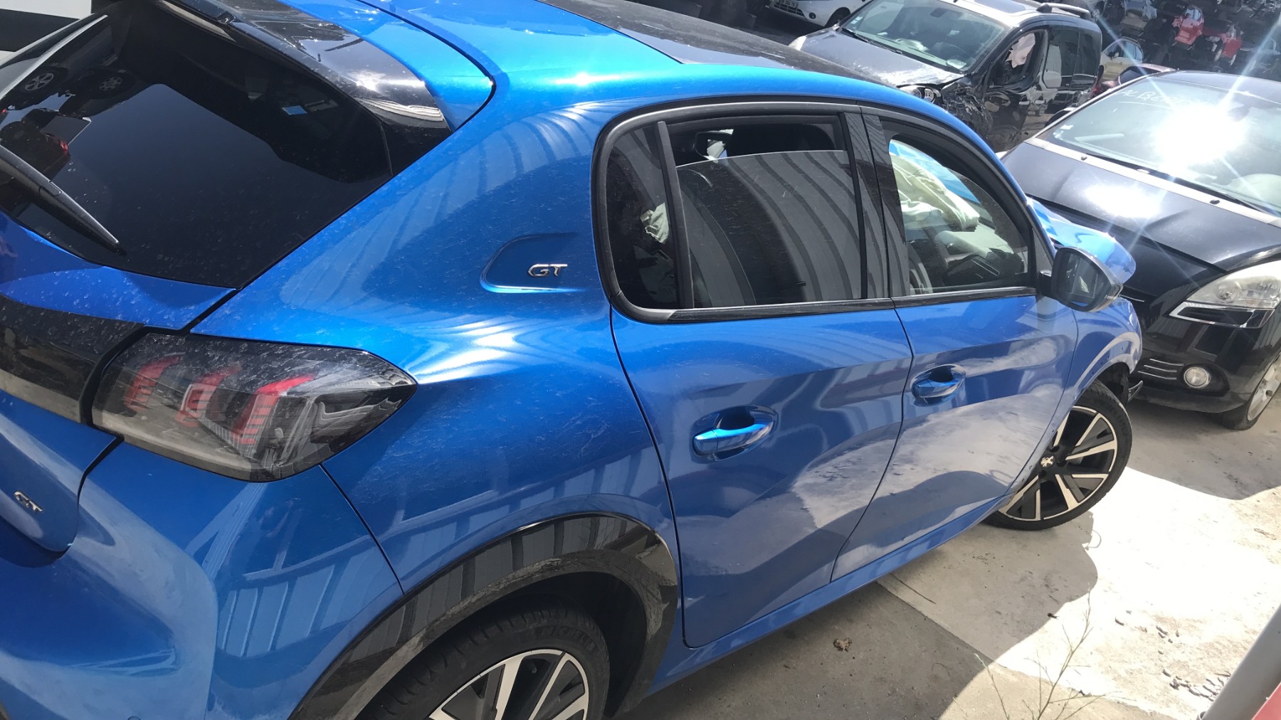 Image PEUGEOT 208 2