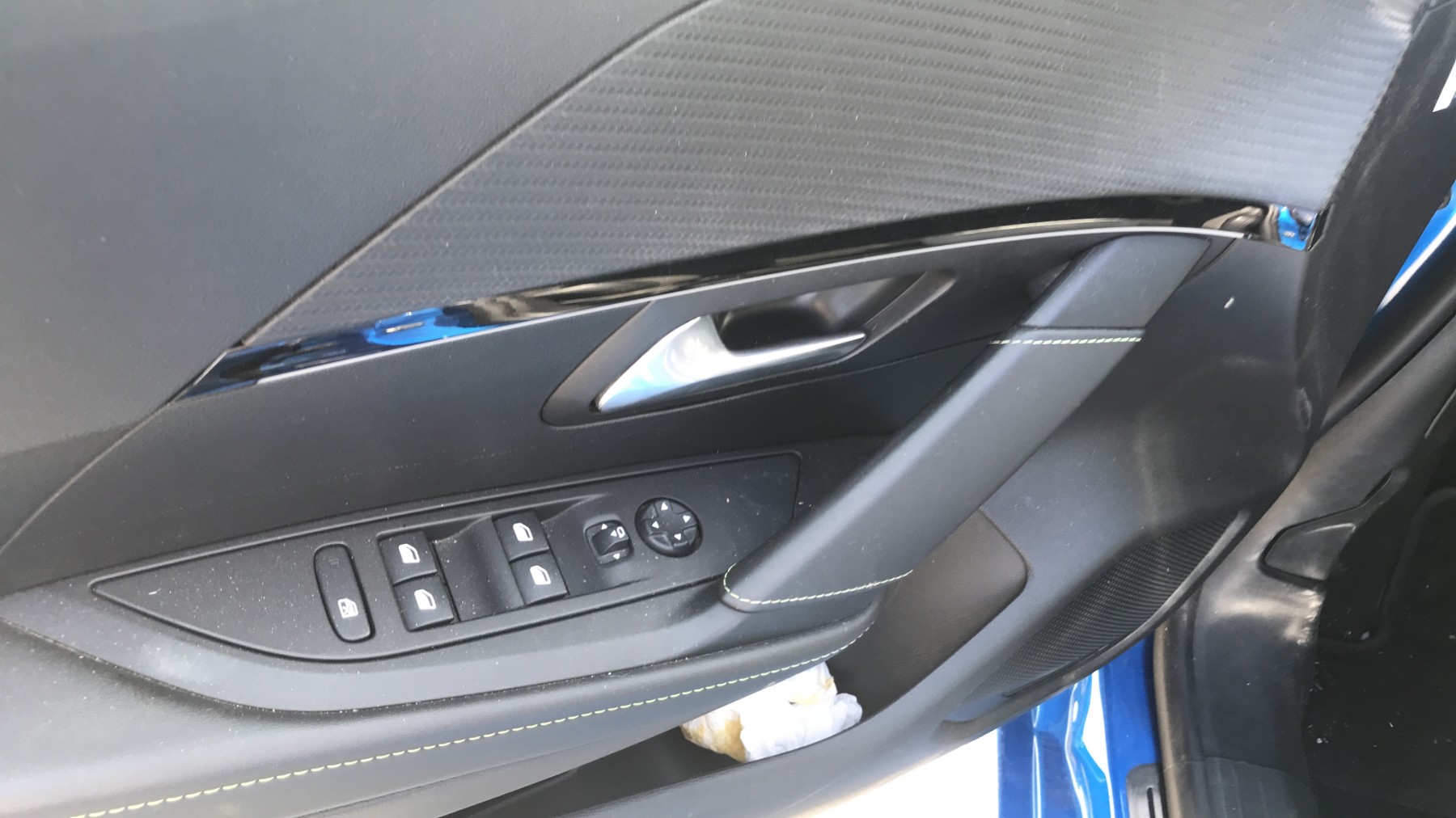 Image PEUGEOT 208 2