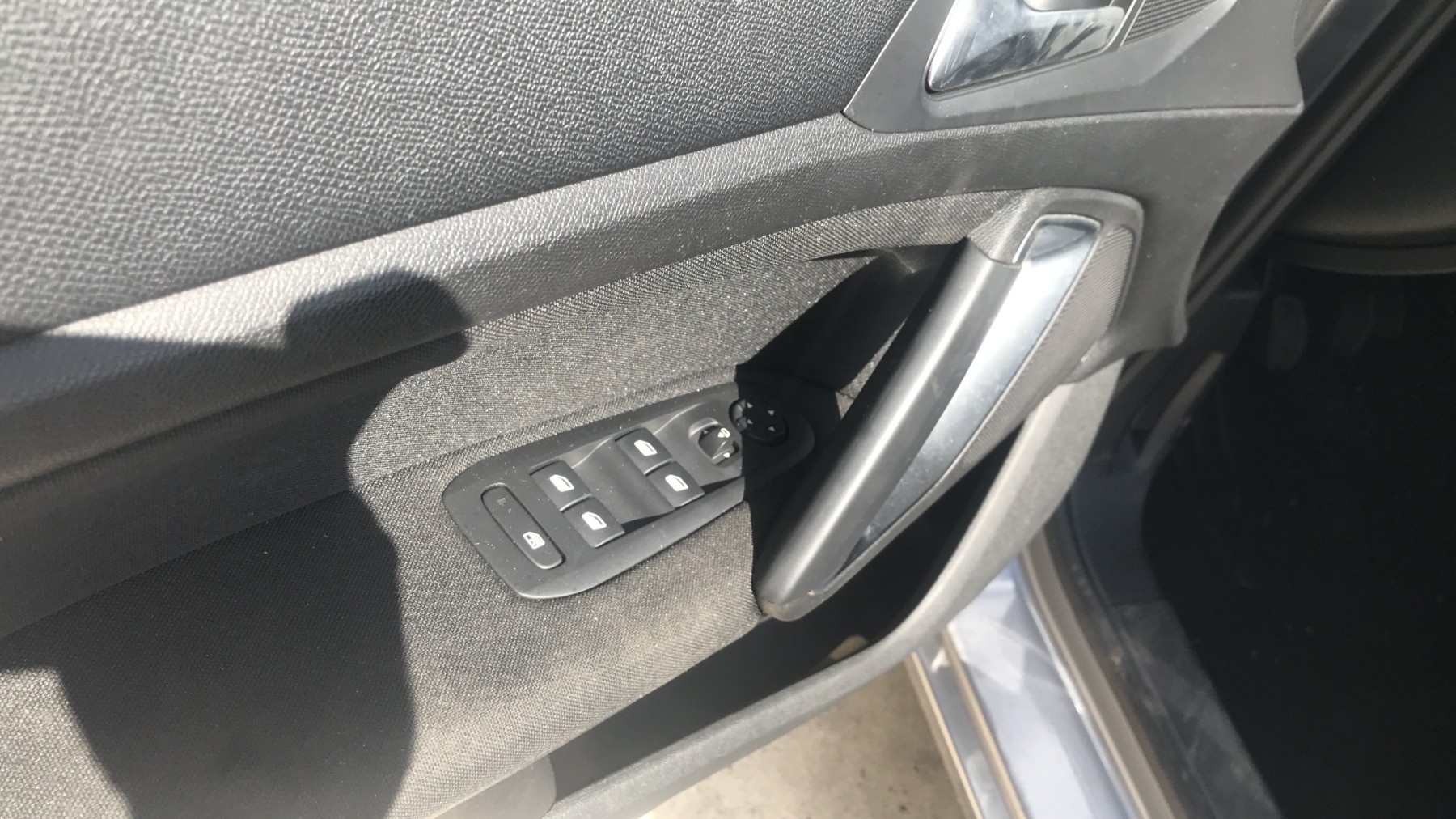 Image PEUGEOT 308 2