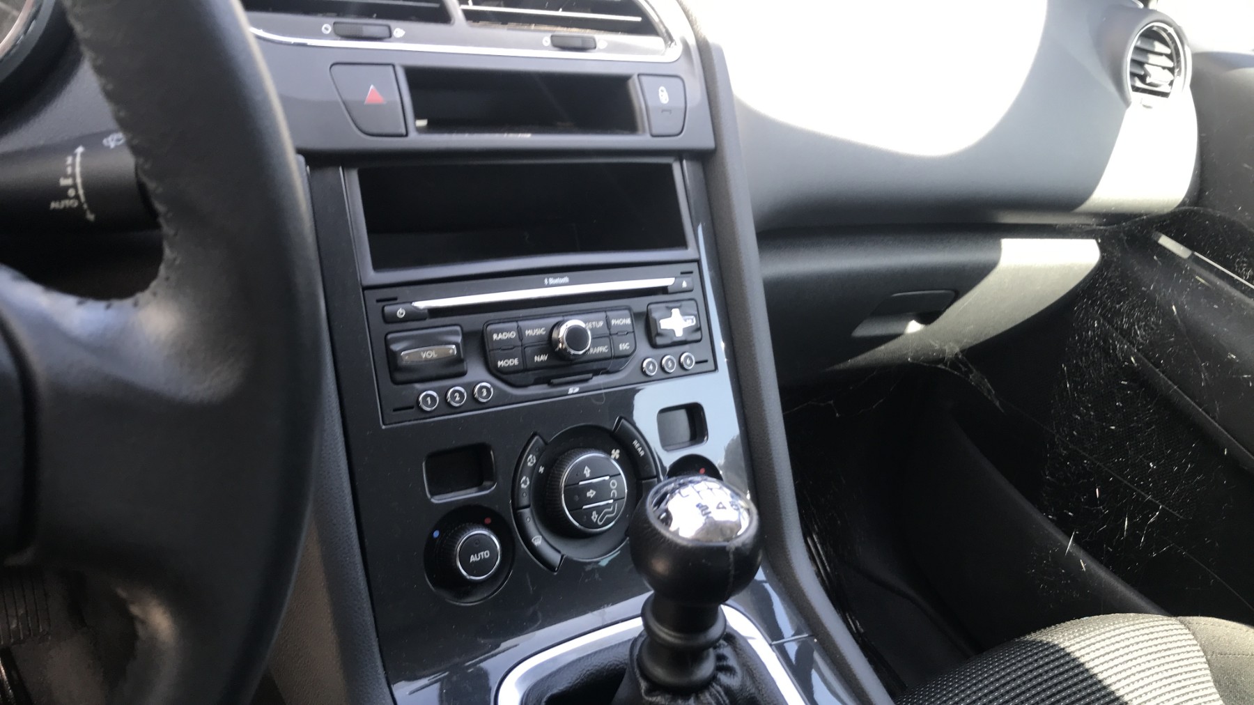 Image PEUGEOT 5008 1