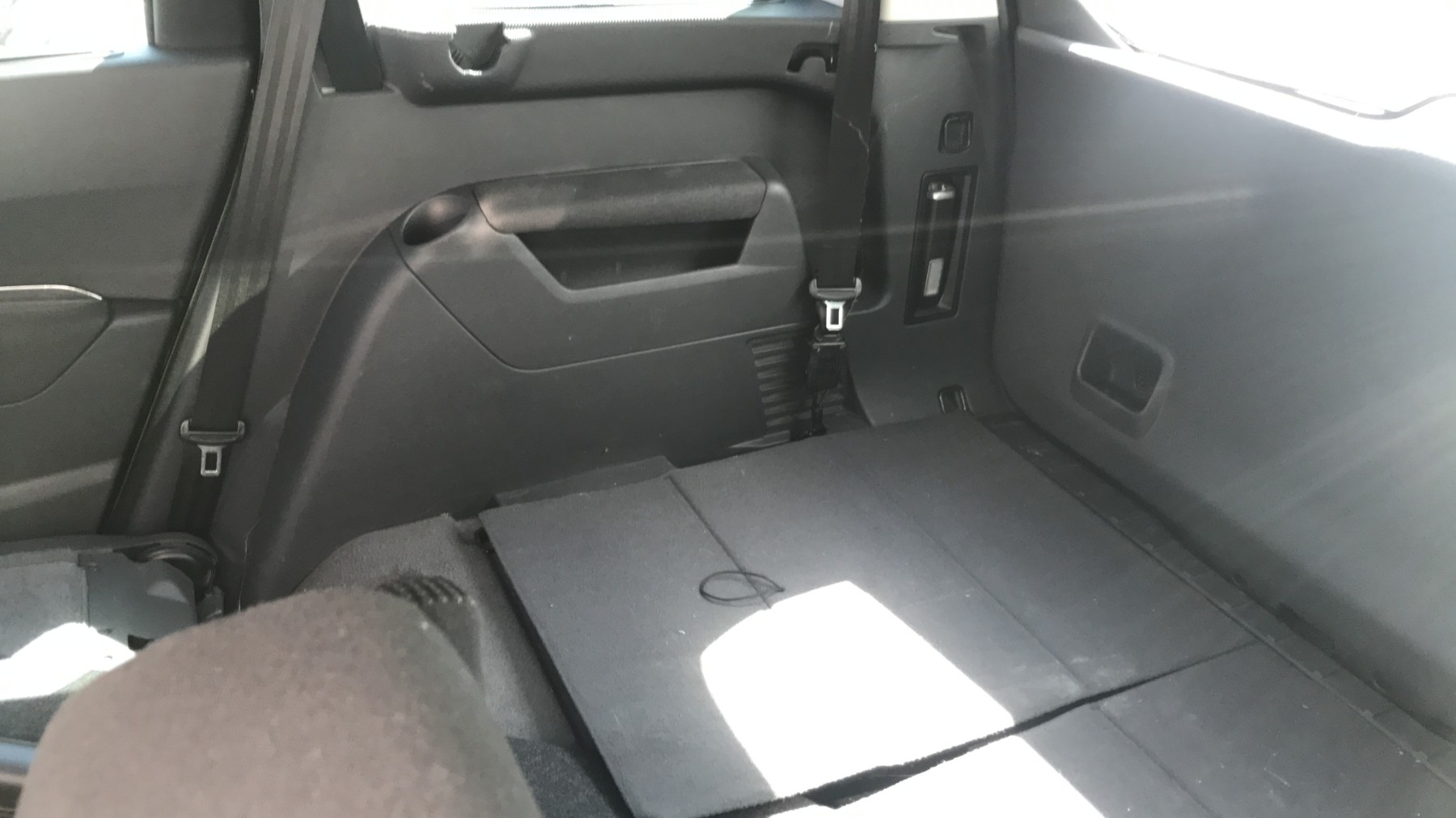 Image PEUGEOT 5008 1