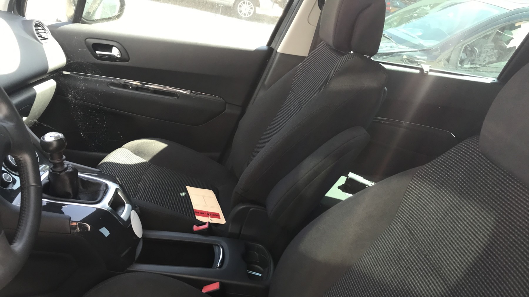 Image PEUGEOT 5008 1