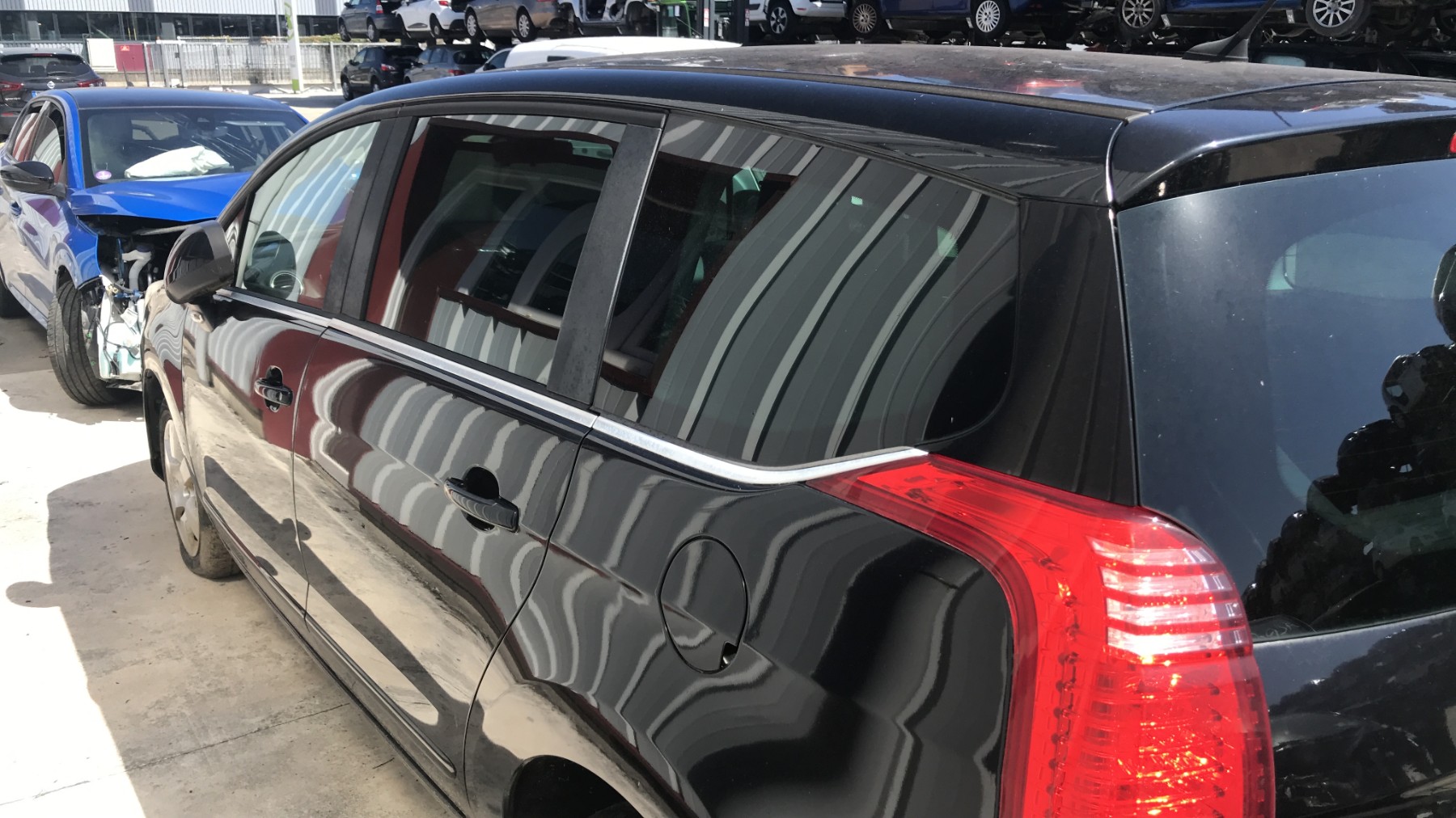 Image PEUGEOT 5008 1