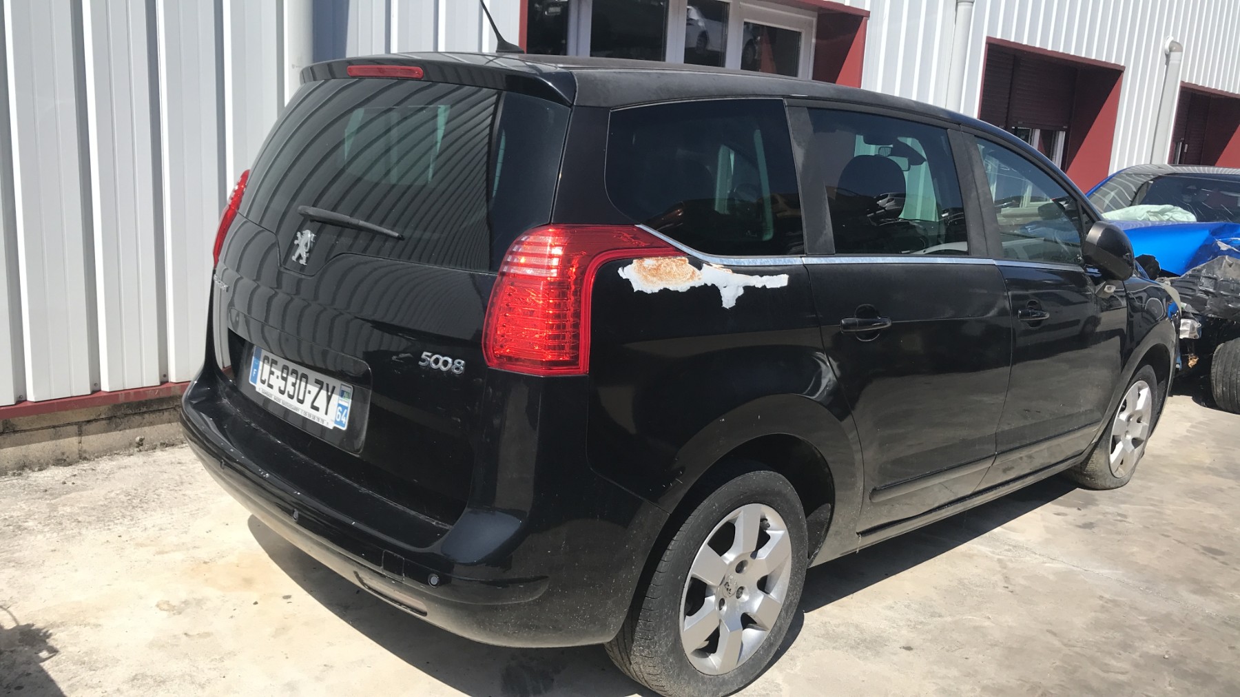 Image PEUGEOT 5008 1
