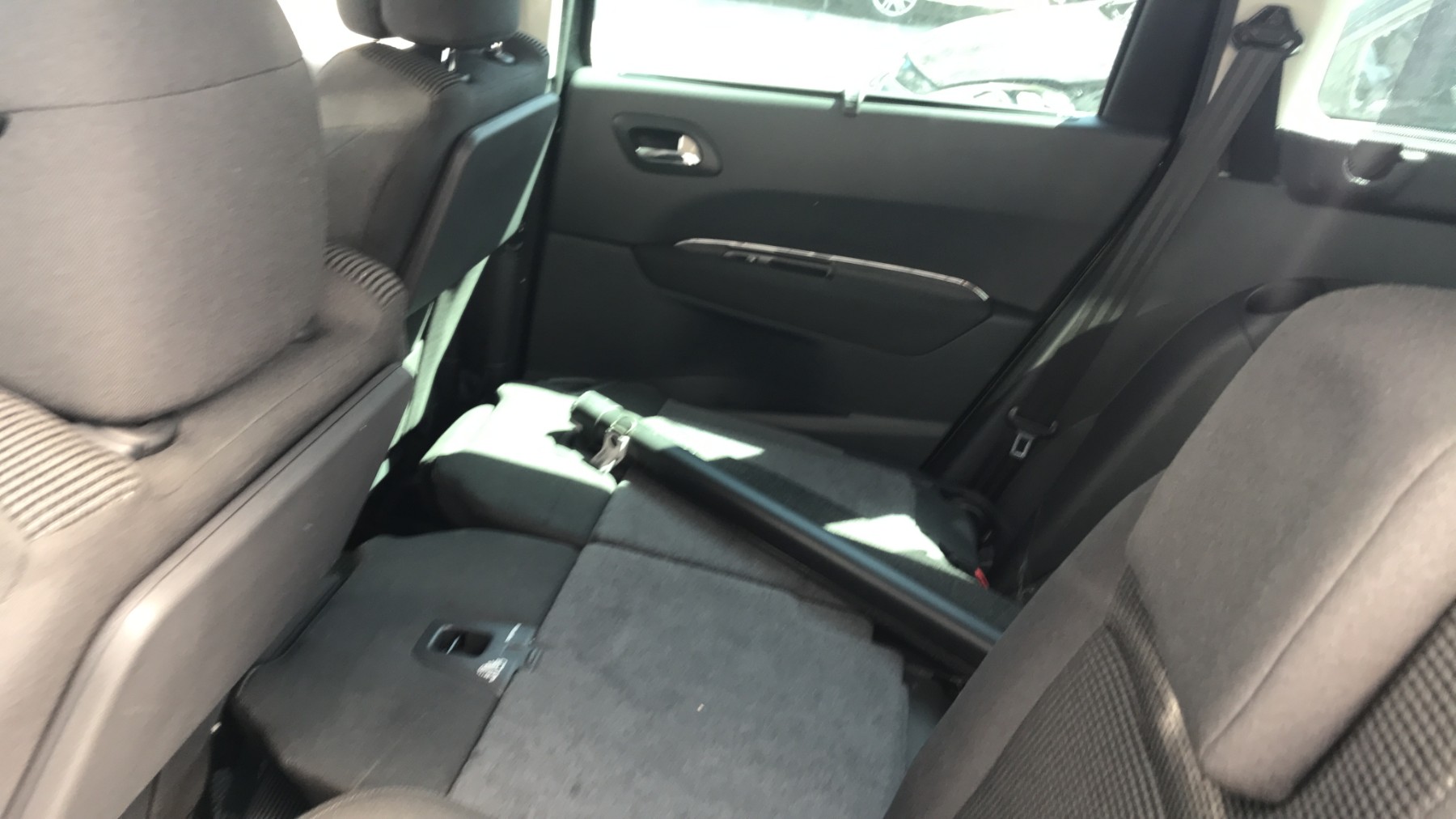 Image PEUGEOT 5008 1