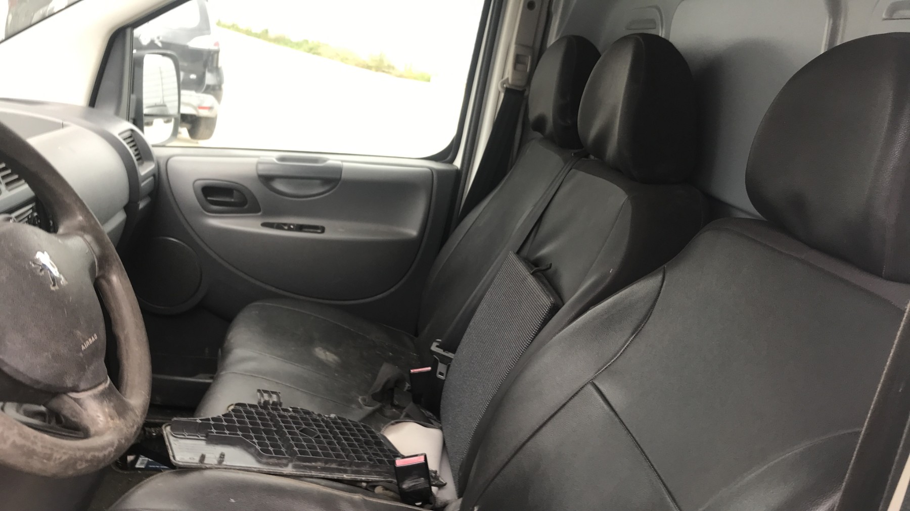 Image PEUGEOT EXPERT 3