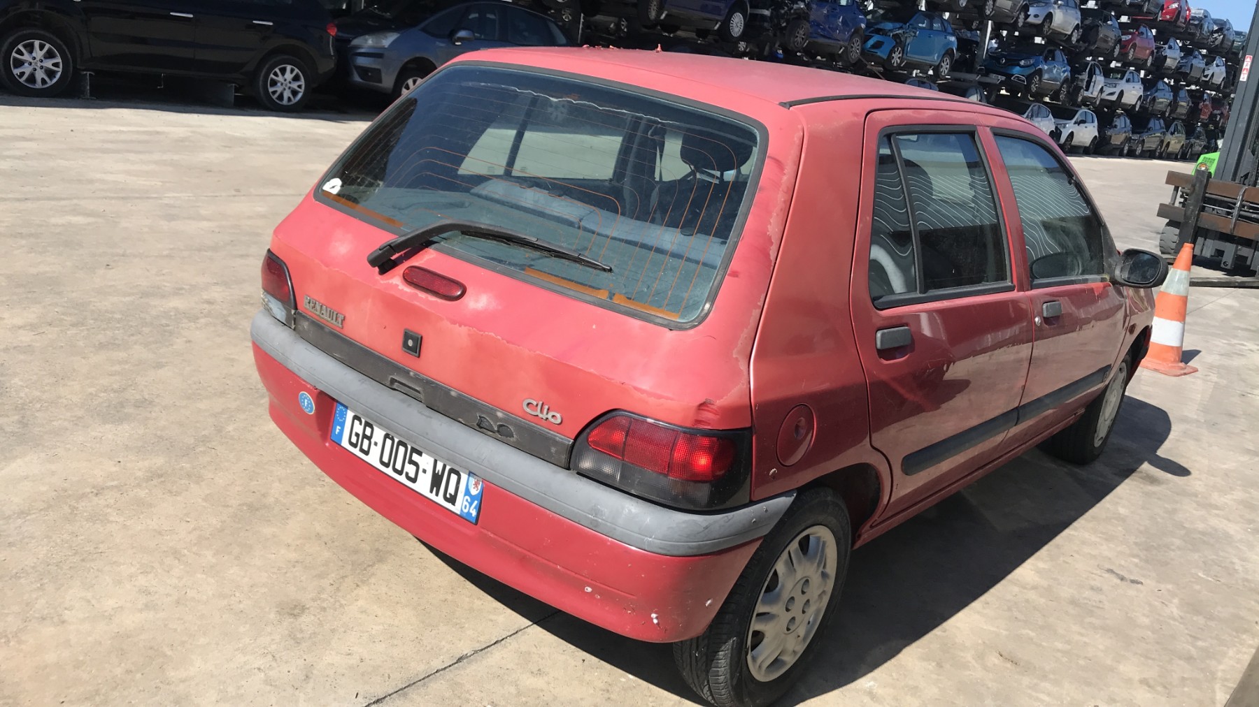 Image RENAULT CLIO 1