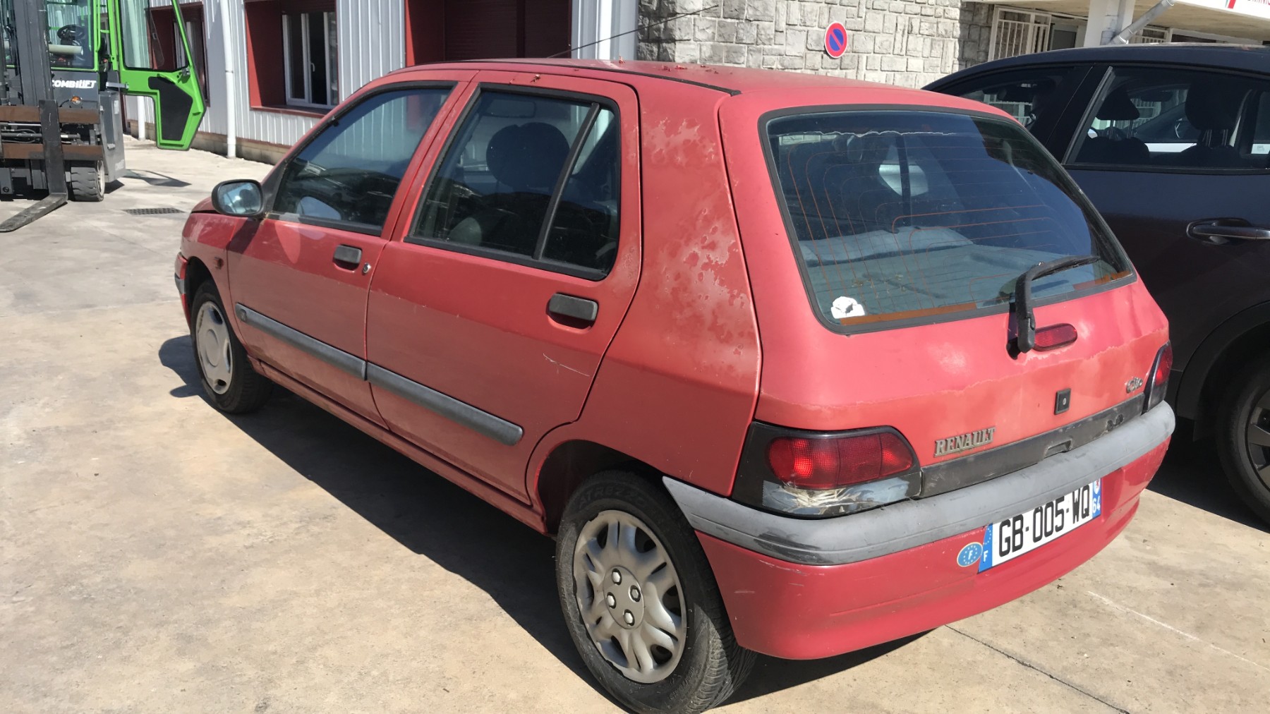 Image RENAULT CLIO 1