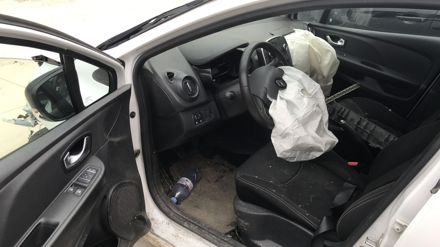 Image RENAULT CLIO 4