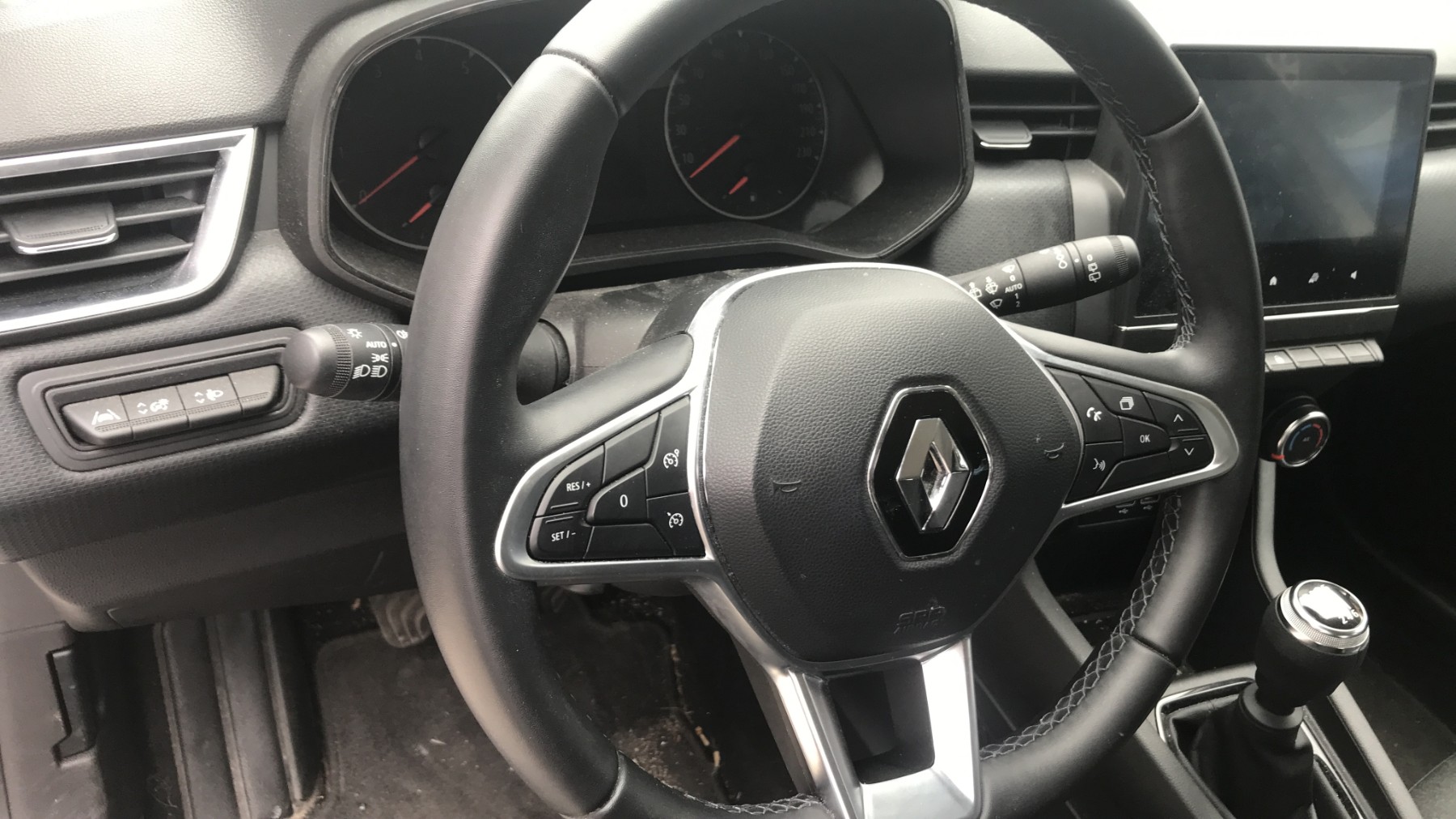 Image RENAULT CLIO 5