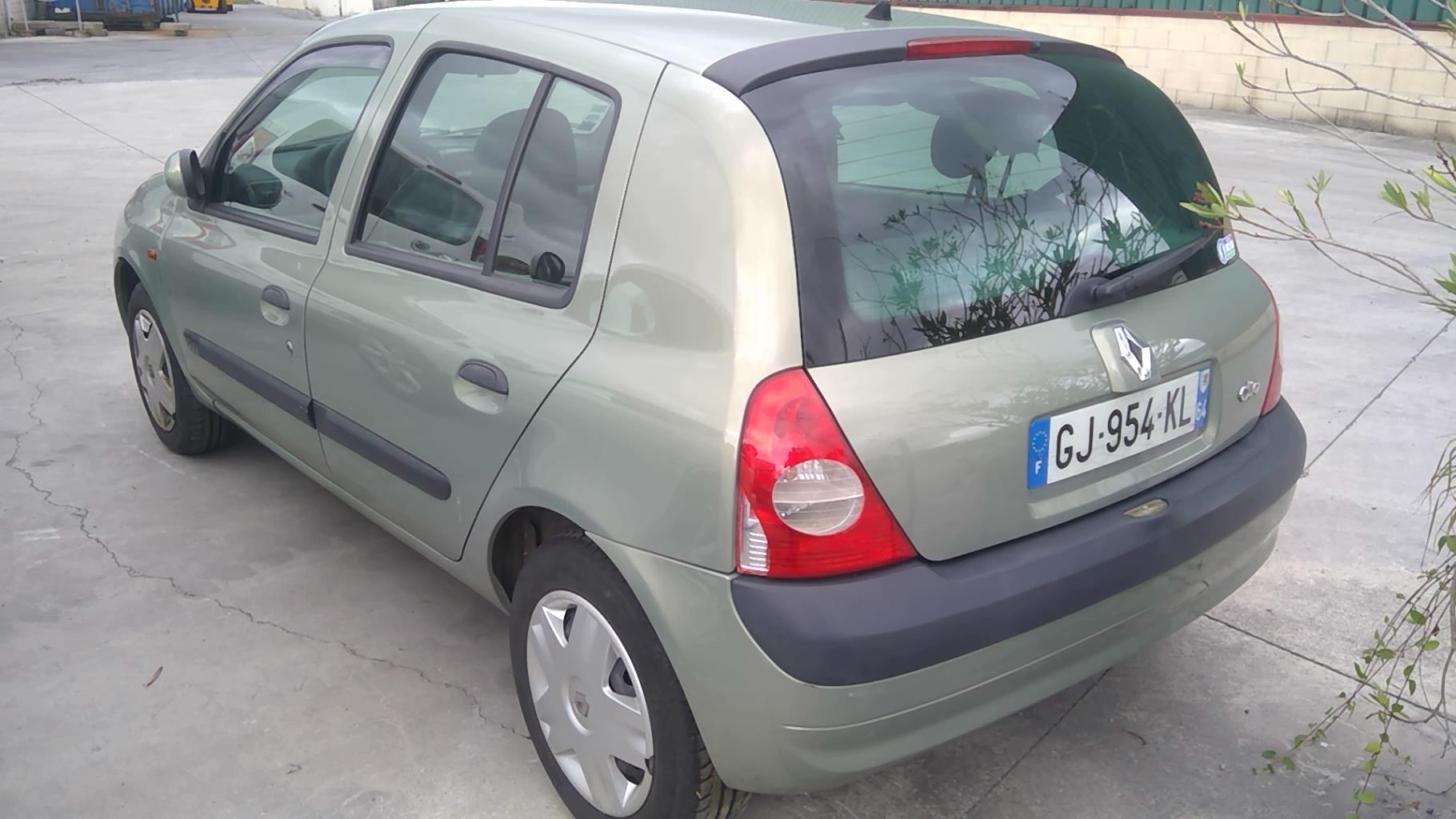 Image RENAULT CLIO 2
