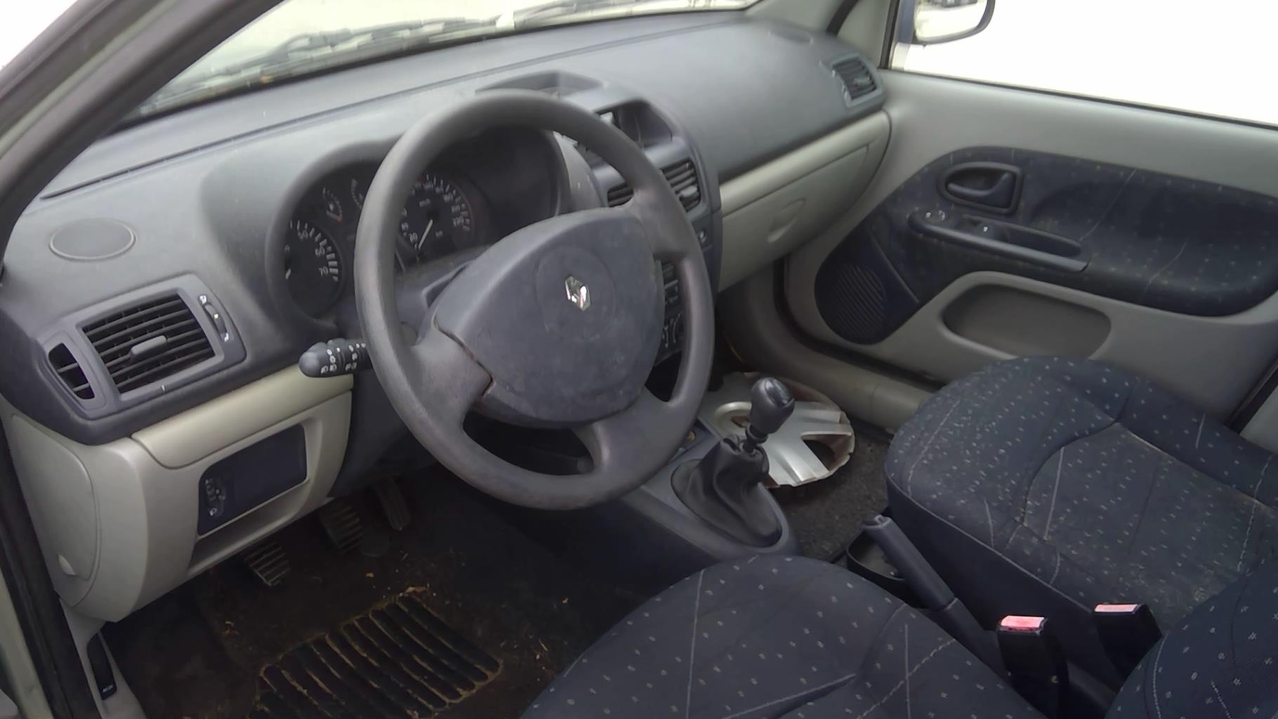 Image RENAULT CLIO 2