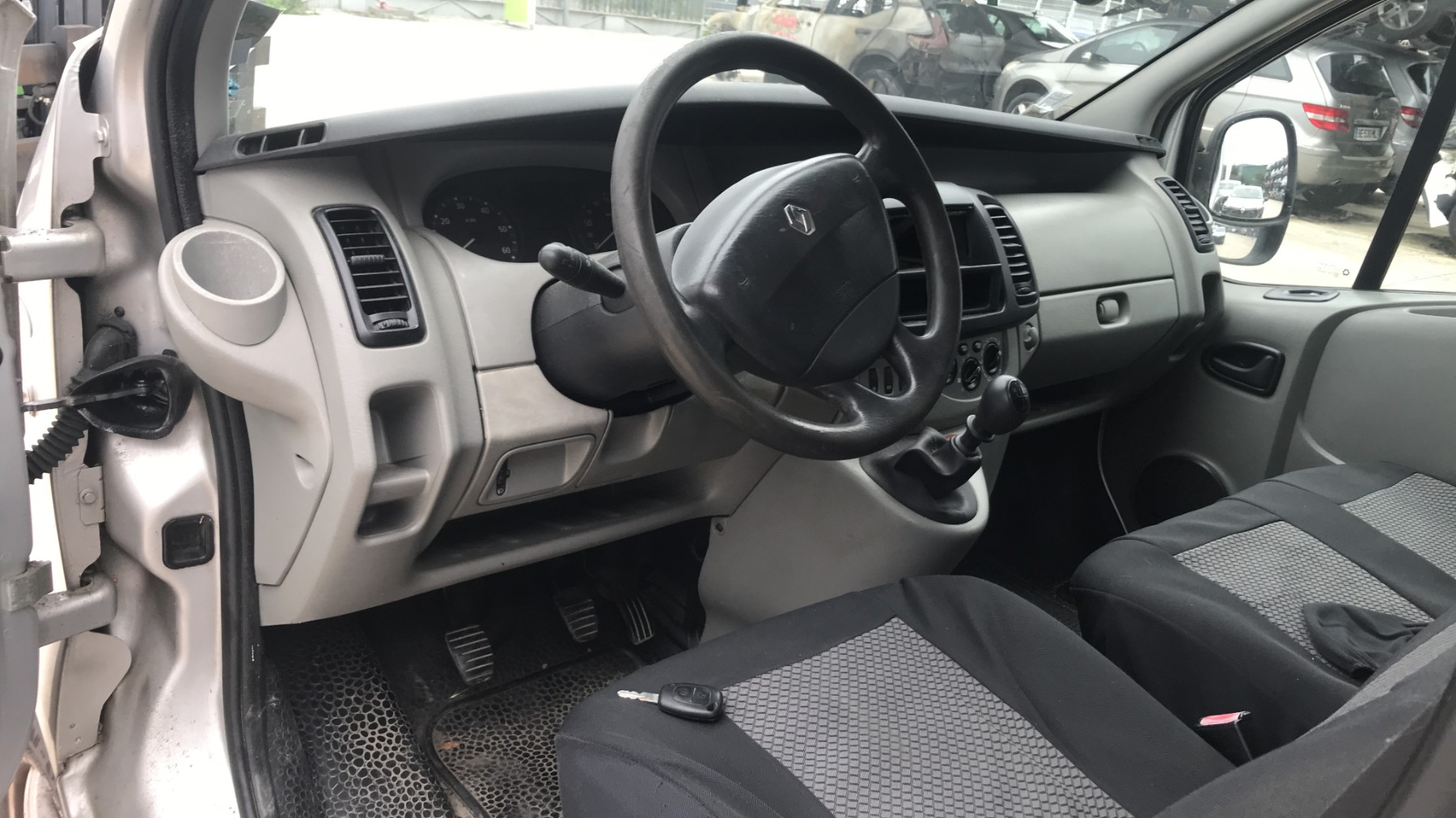 Image RENAULT TRAFIC 2